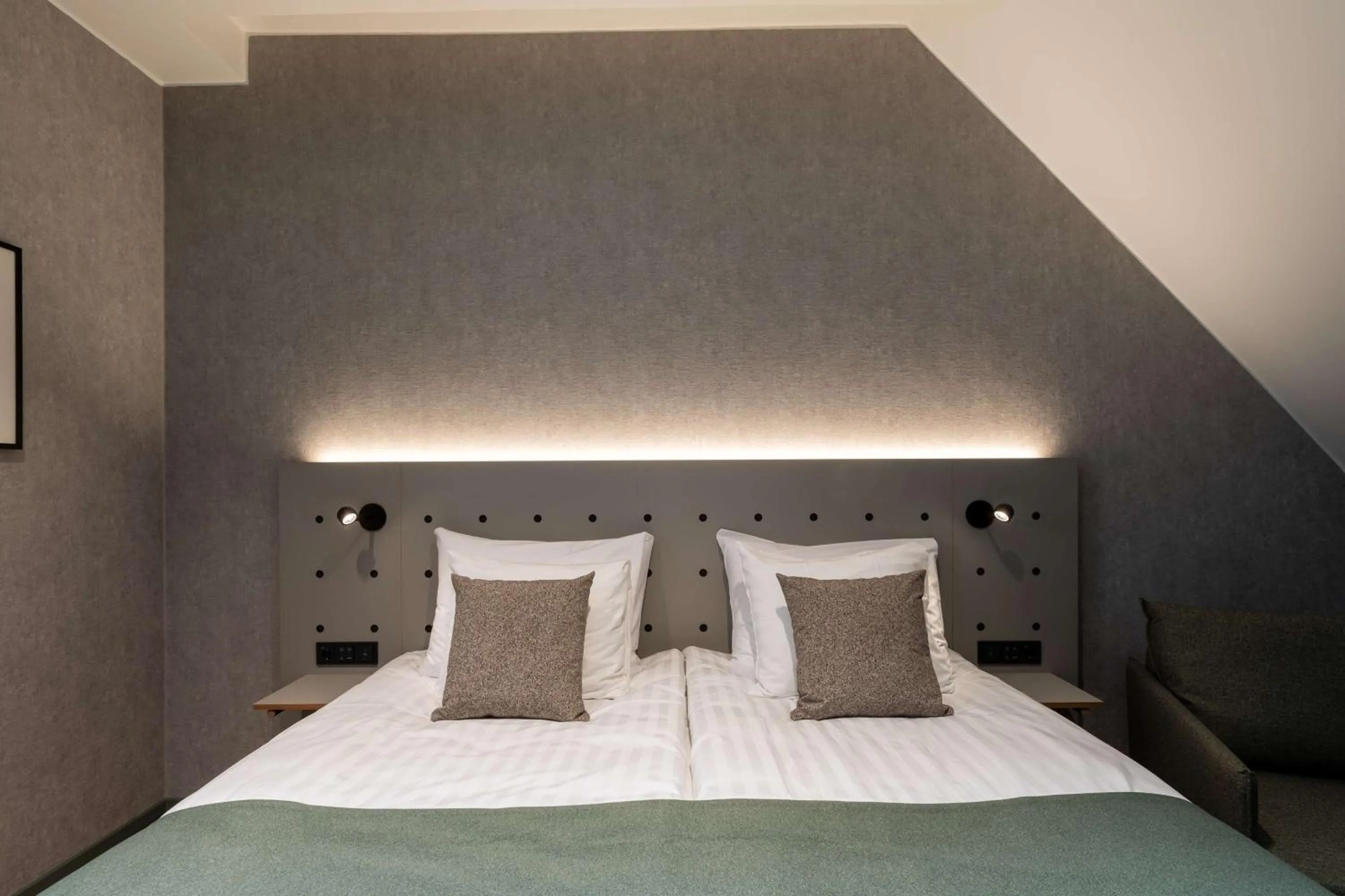 Bedroom, Bed in Scandic Helsinki Hub