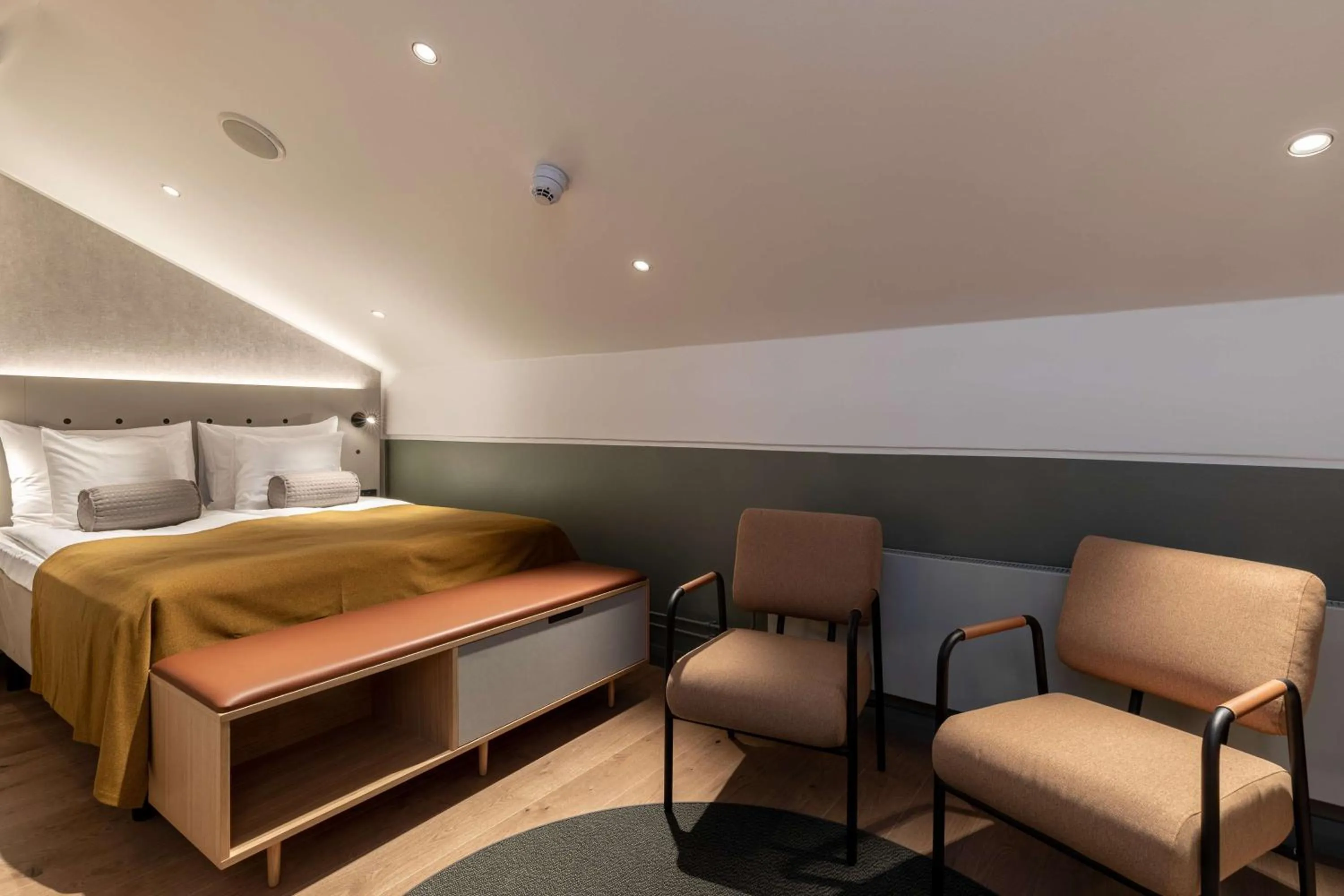 Bedroom, Bed in Scandic Helsinki Hub