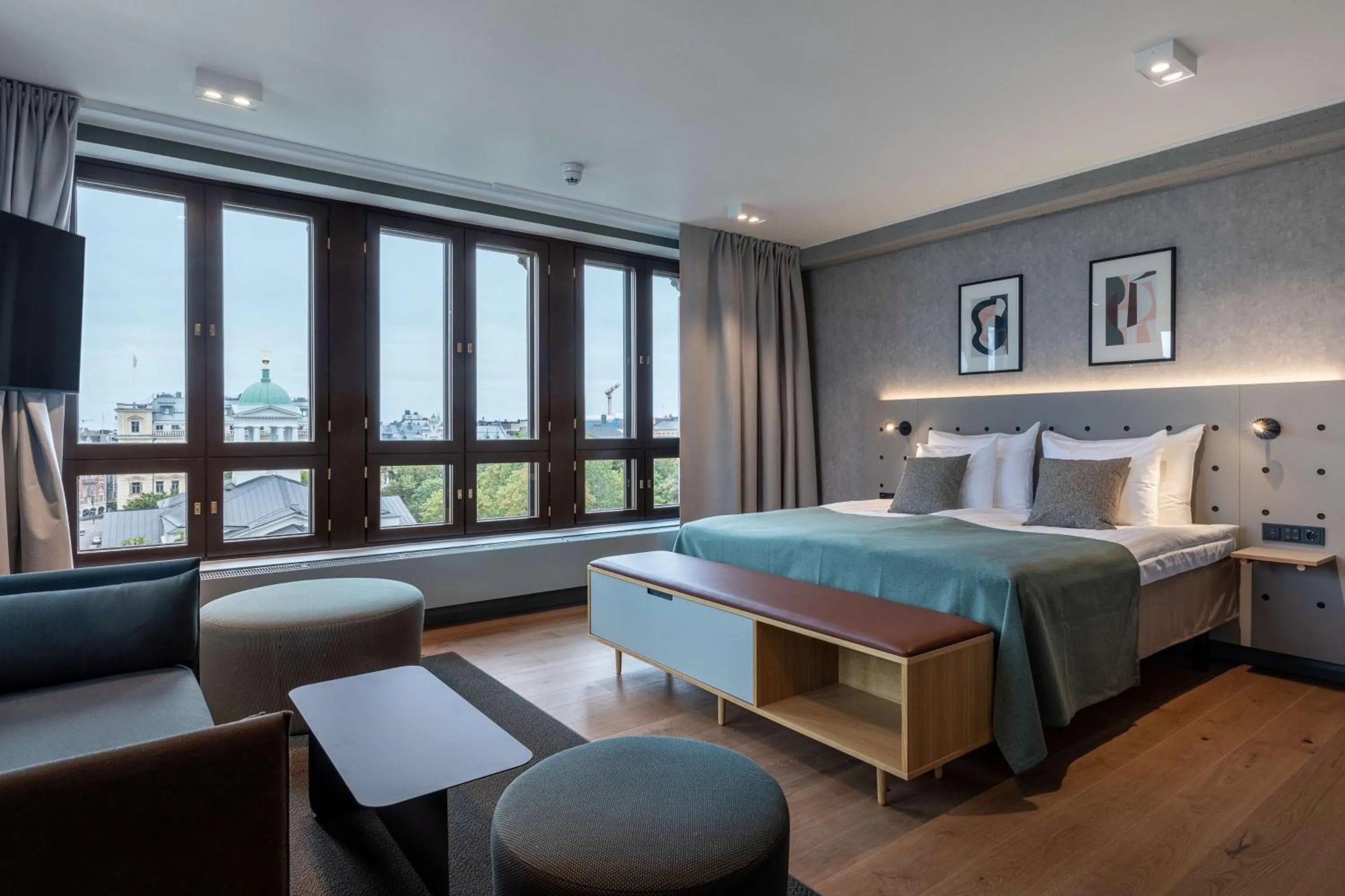 Bedroom, Bed in Scandic Helsinki Hub