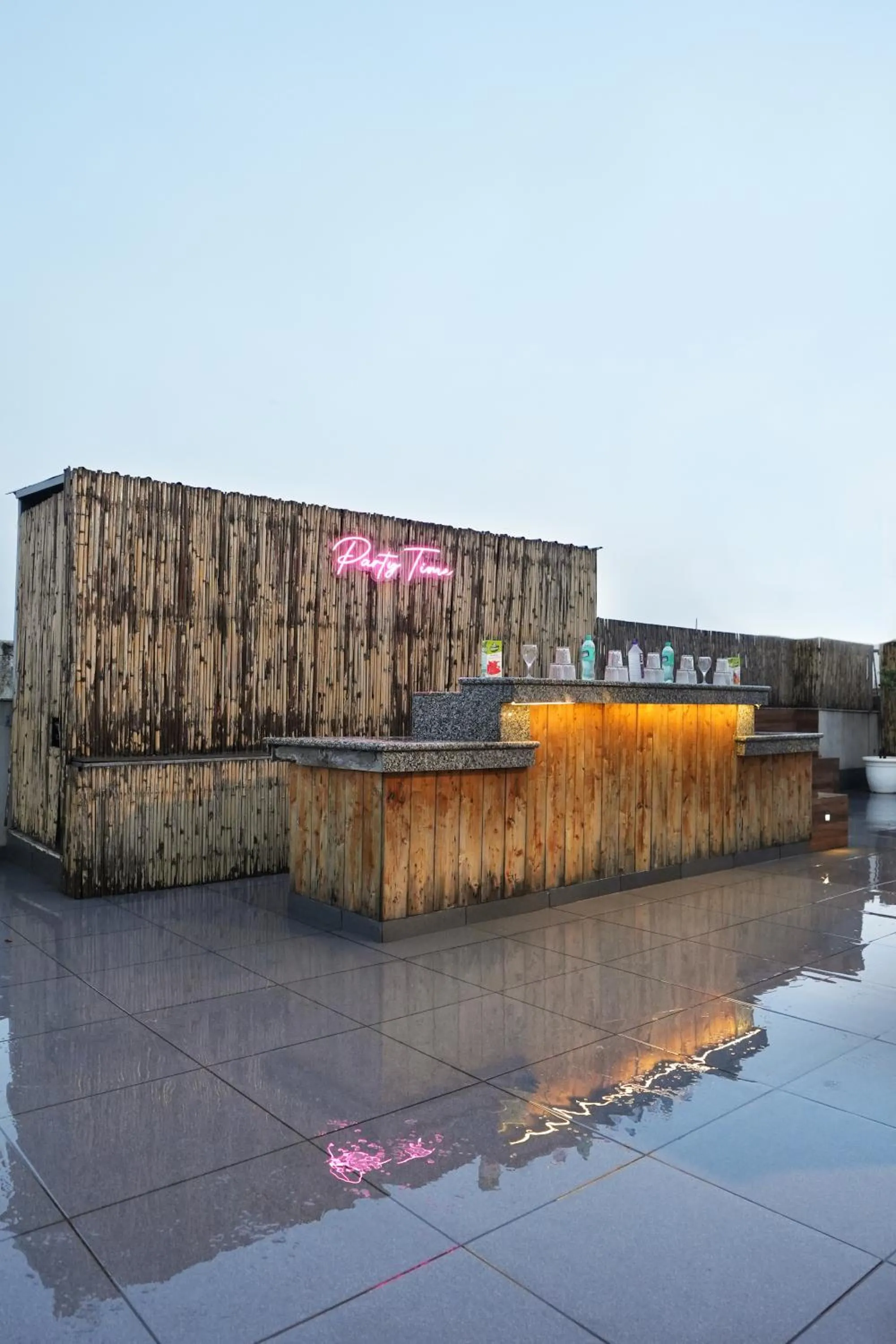 Balcony/Terrace in METRO STUDIOS