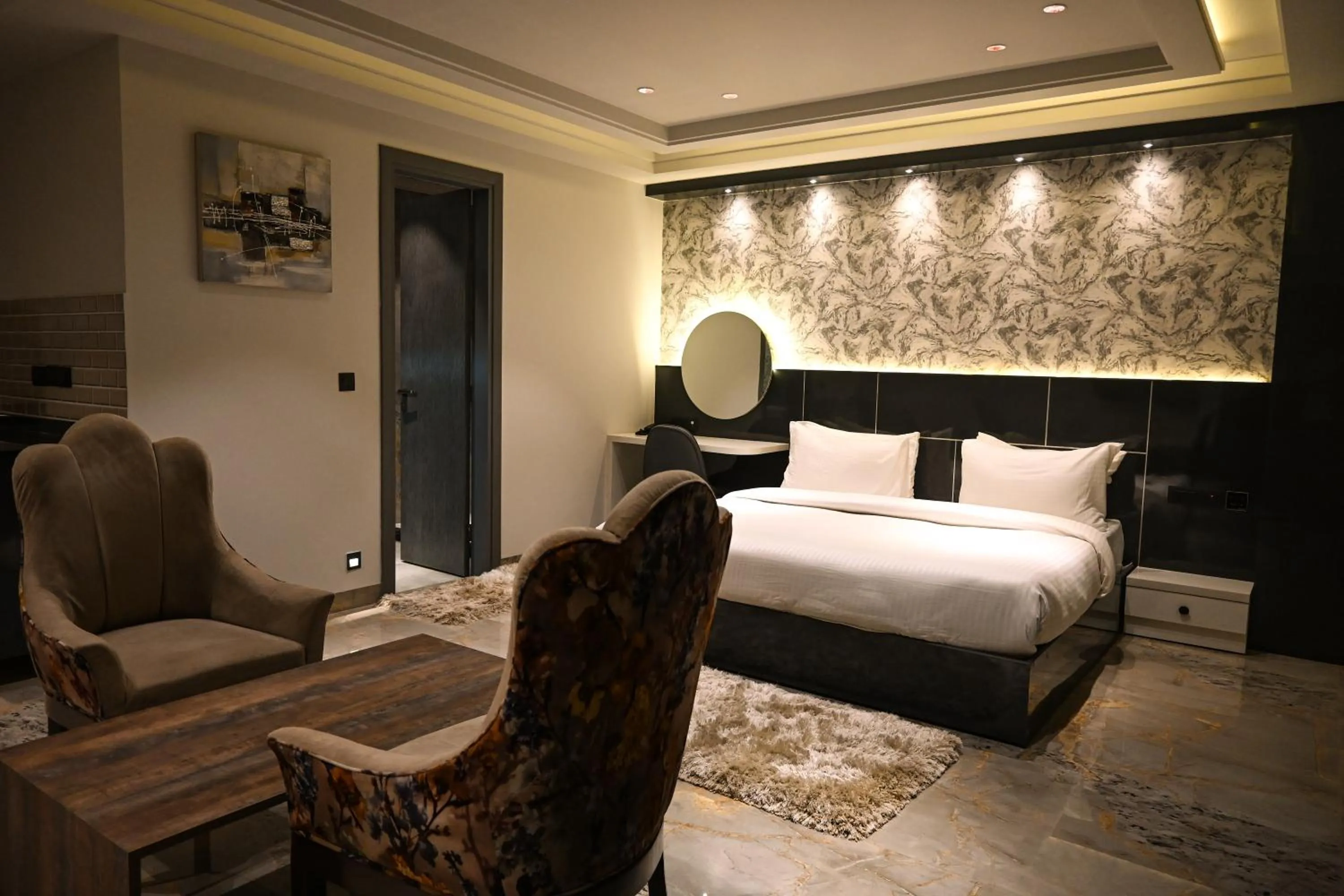 Photo of the whole room, Bed in METRO STUDIOS