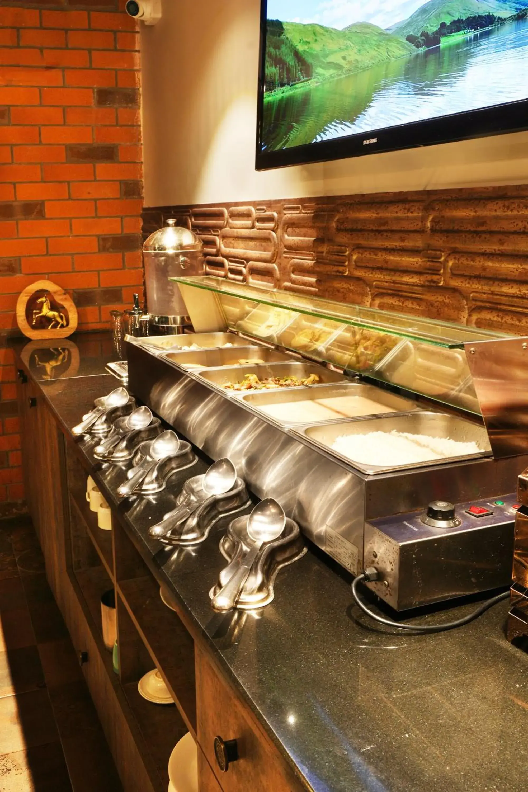 Restaurant/places to eat in METRO STUDIOS Restaurant/places to eat in METRO STUDIOS