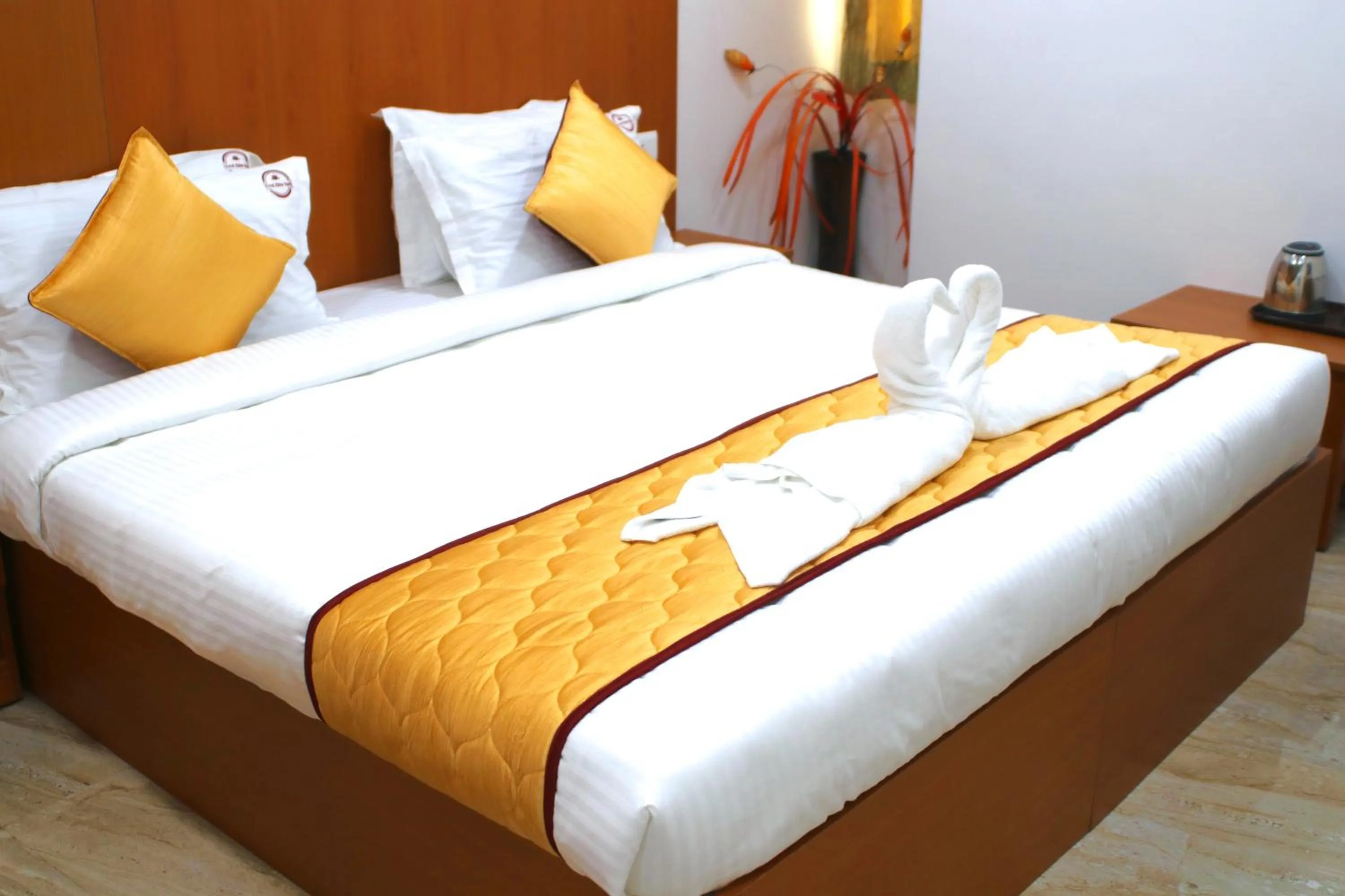 Bed in K11 Express - Opp Express Avenue