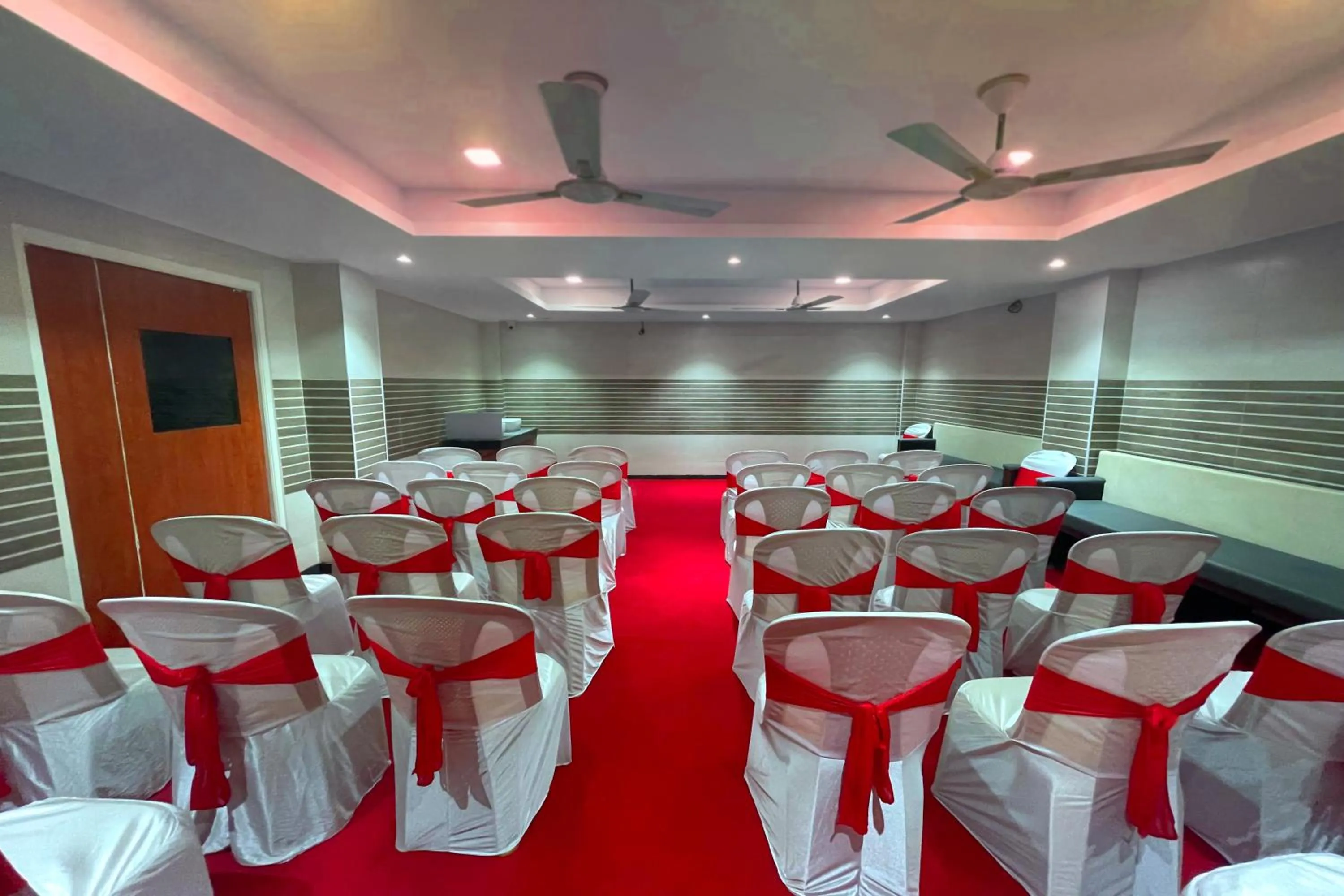 Banquet/Function facilities in K11 Express - Opp Express Avenue