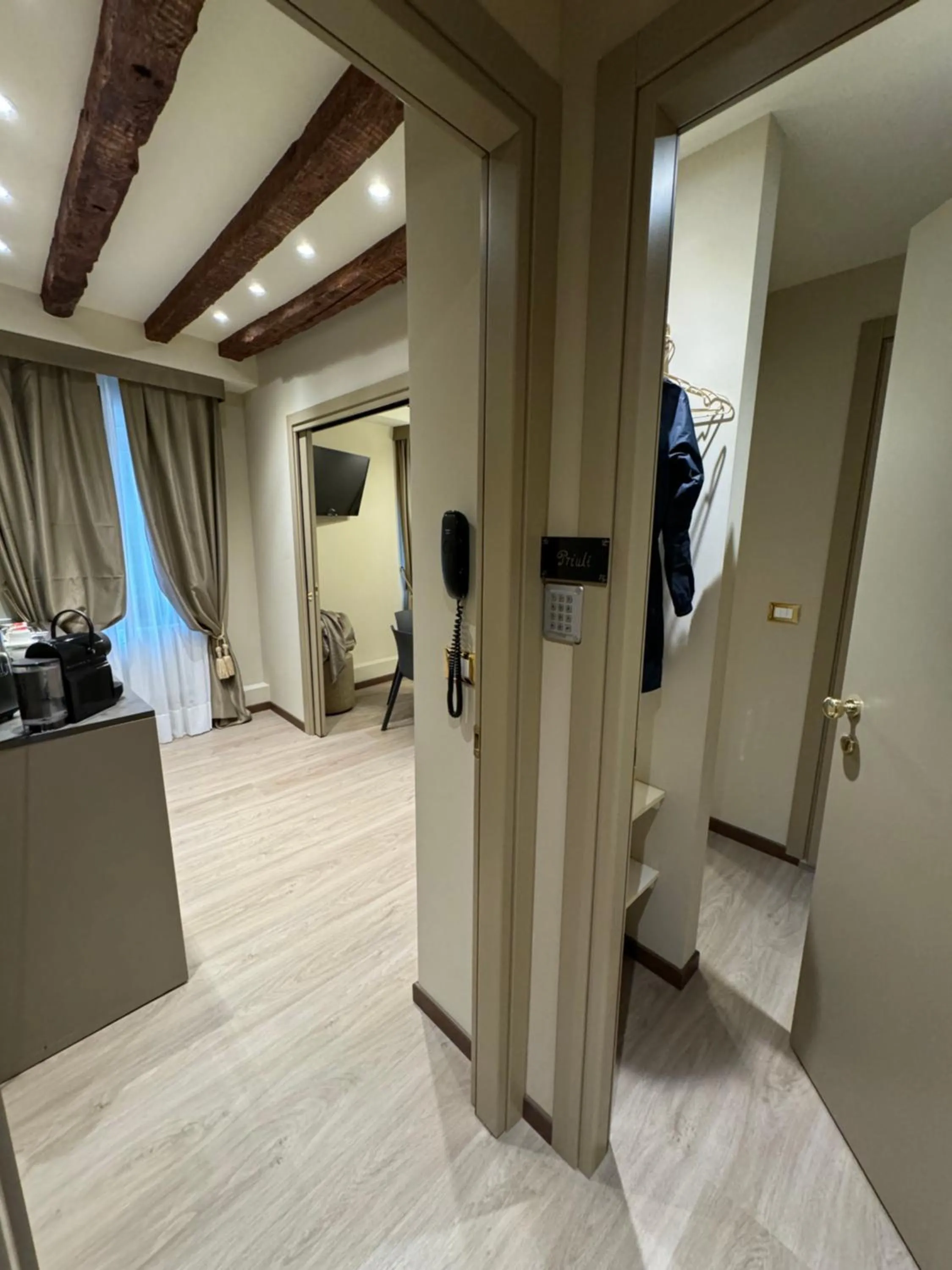 kitchen in Cà Dell'Arte Palace