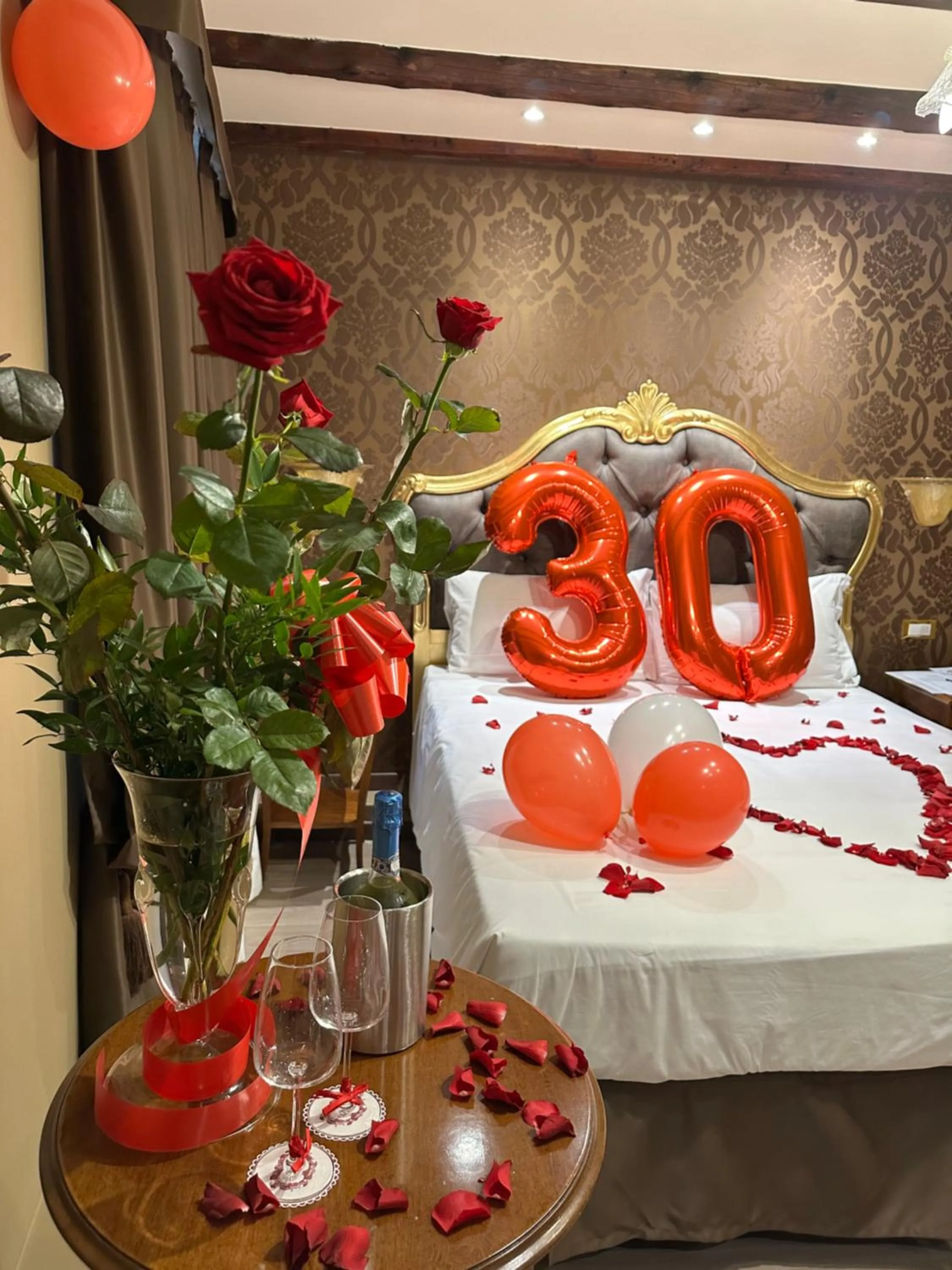 Decorative detail, Bed in Cà Dell'Arte Palace