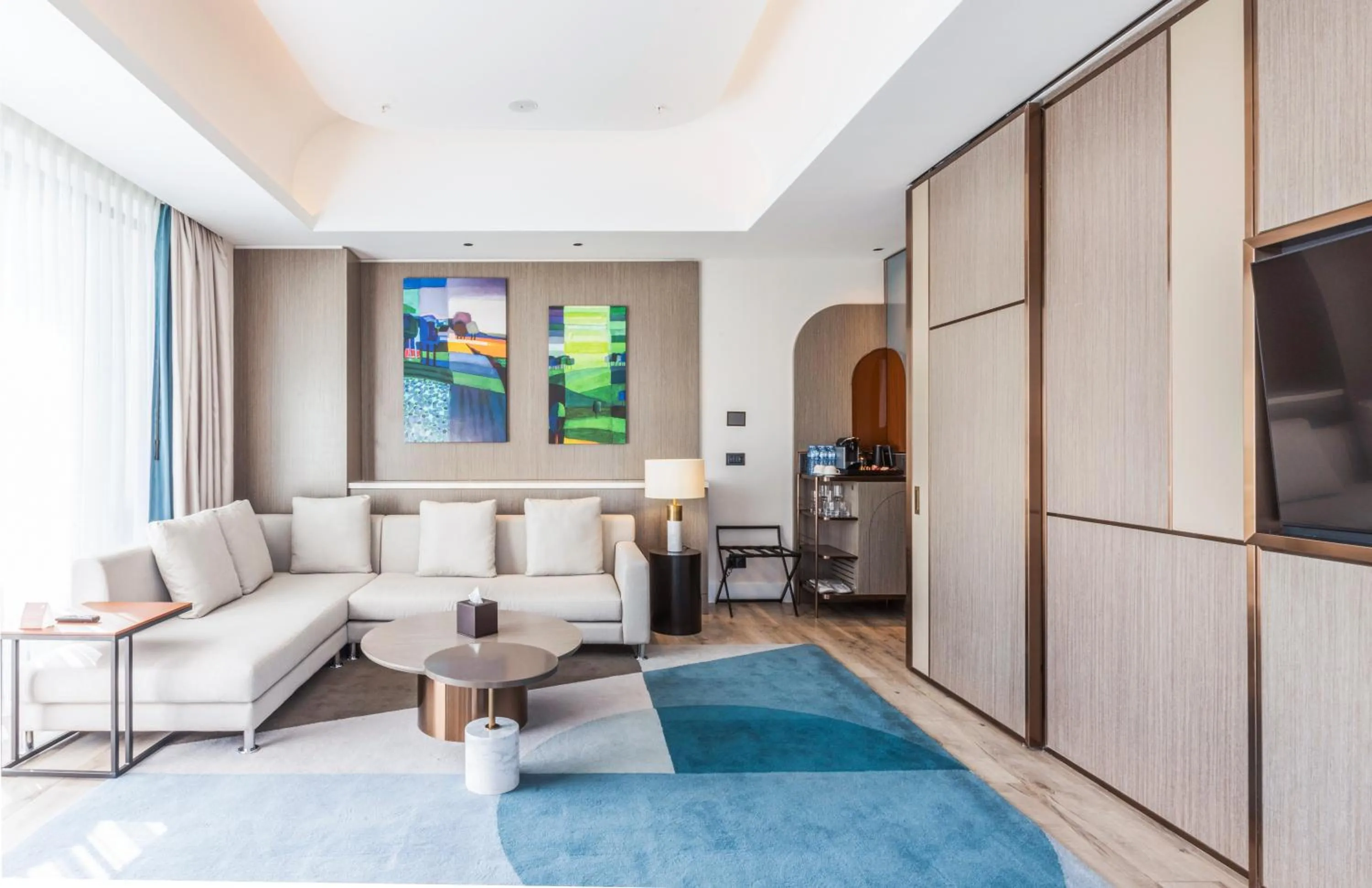 Living room in Savitsky Plaza