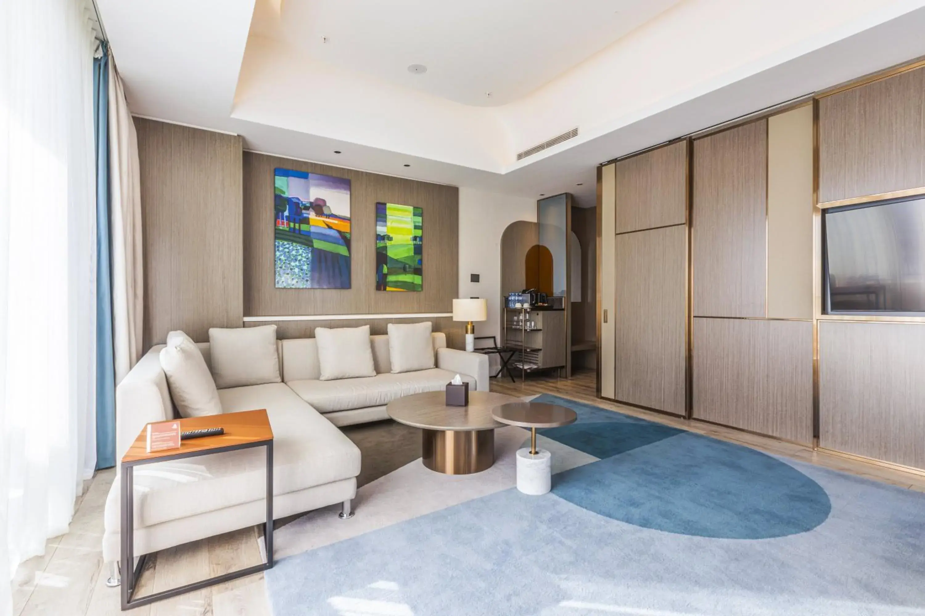 Suite with balcony, canal view - single occupancy in Savitsky Plaza Suite with balcony, canal view - single occupancy in Savitsky Plaza