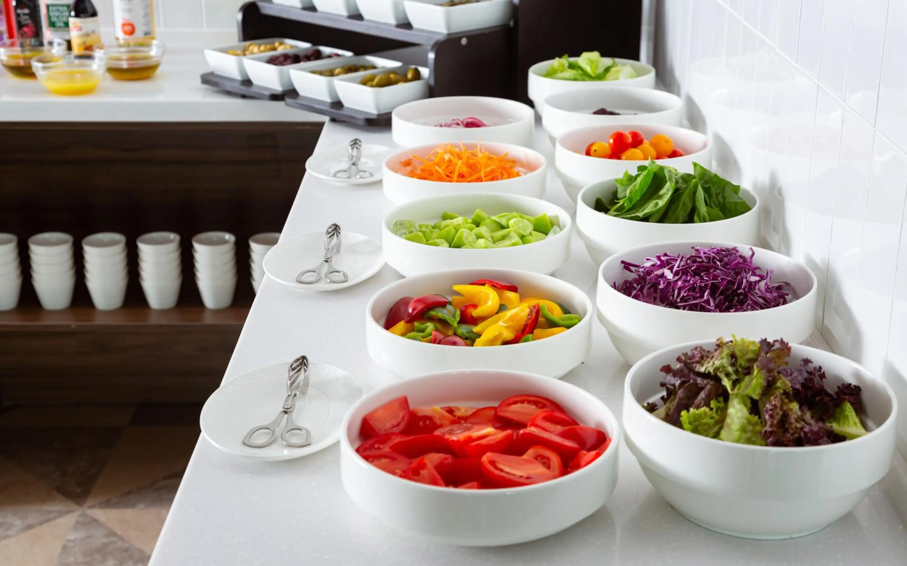 Restaurant/places to eat in Savitsky Plaza