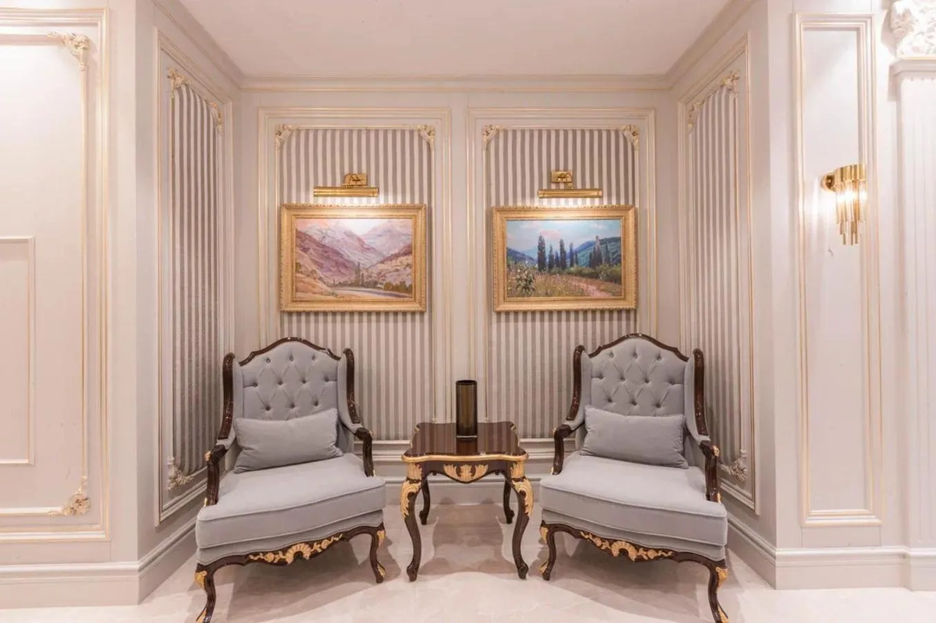 Seating area in Savitsky Plaza