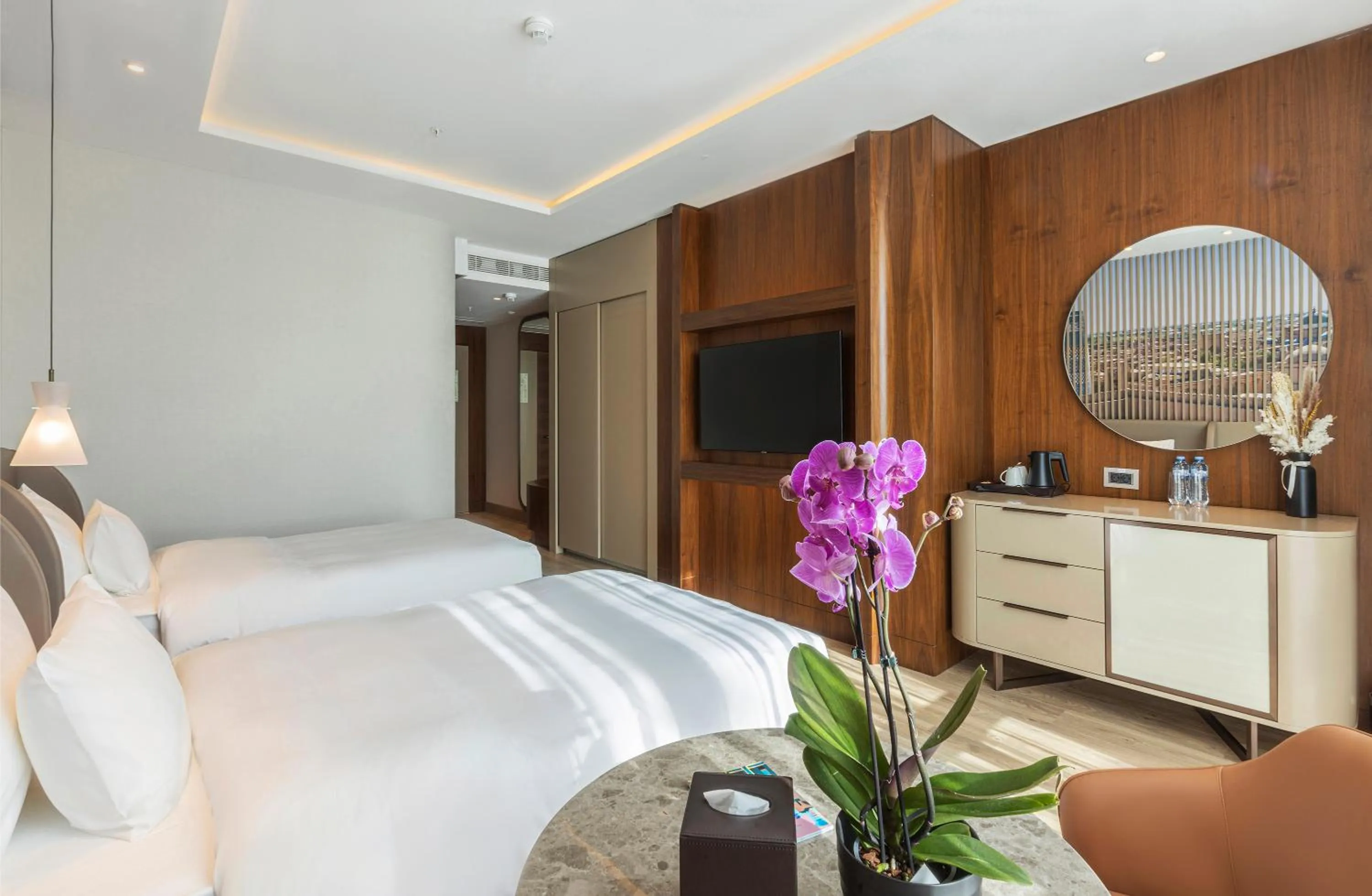 Bed in Silk Road by Minyoun