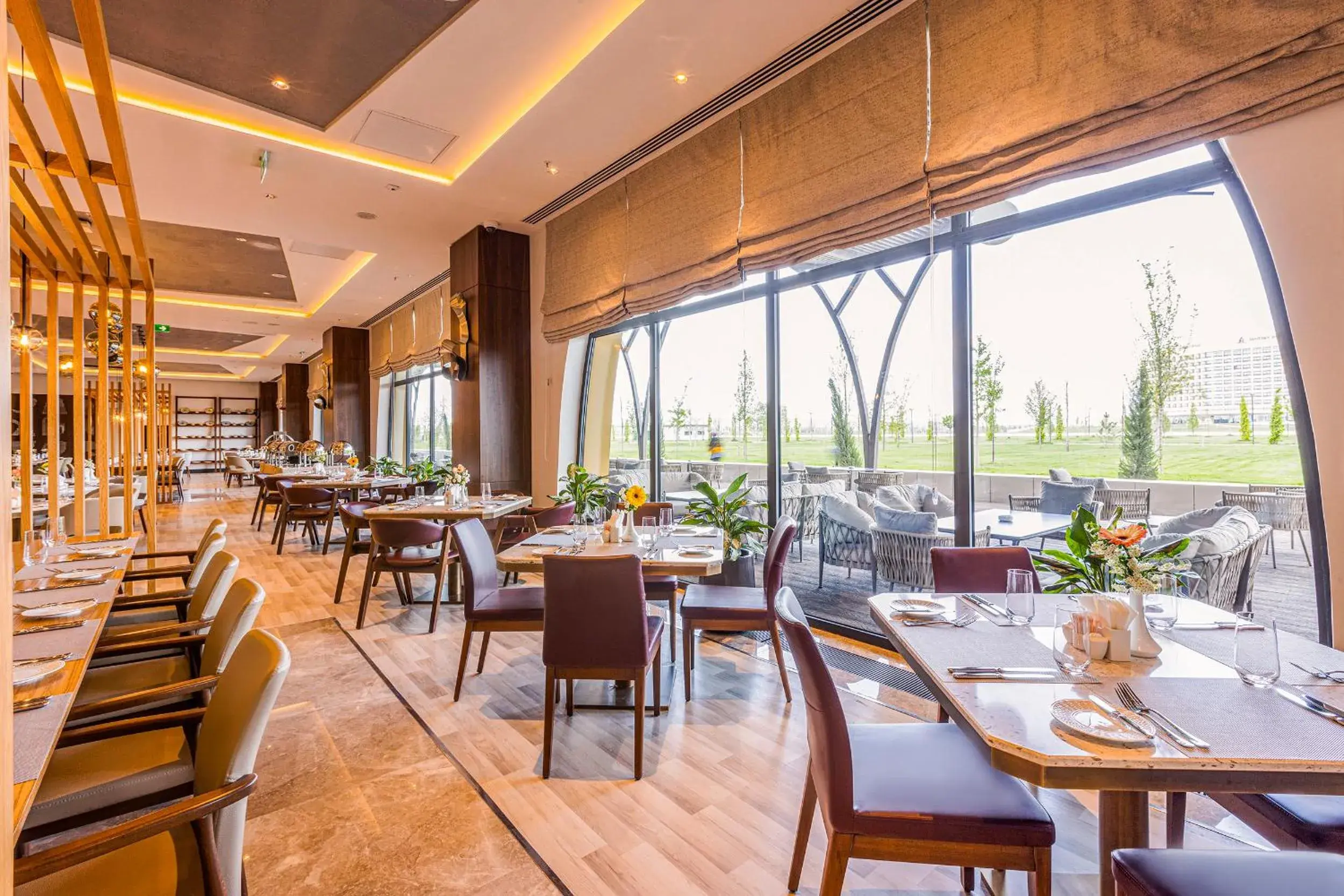 Restaurant/places to eat in Hilton Garden Inn Samarkand Afrosiyob Restaurant/places to eat in Hilton Garden Inn Samarkand Afrosiyob