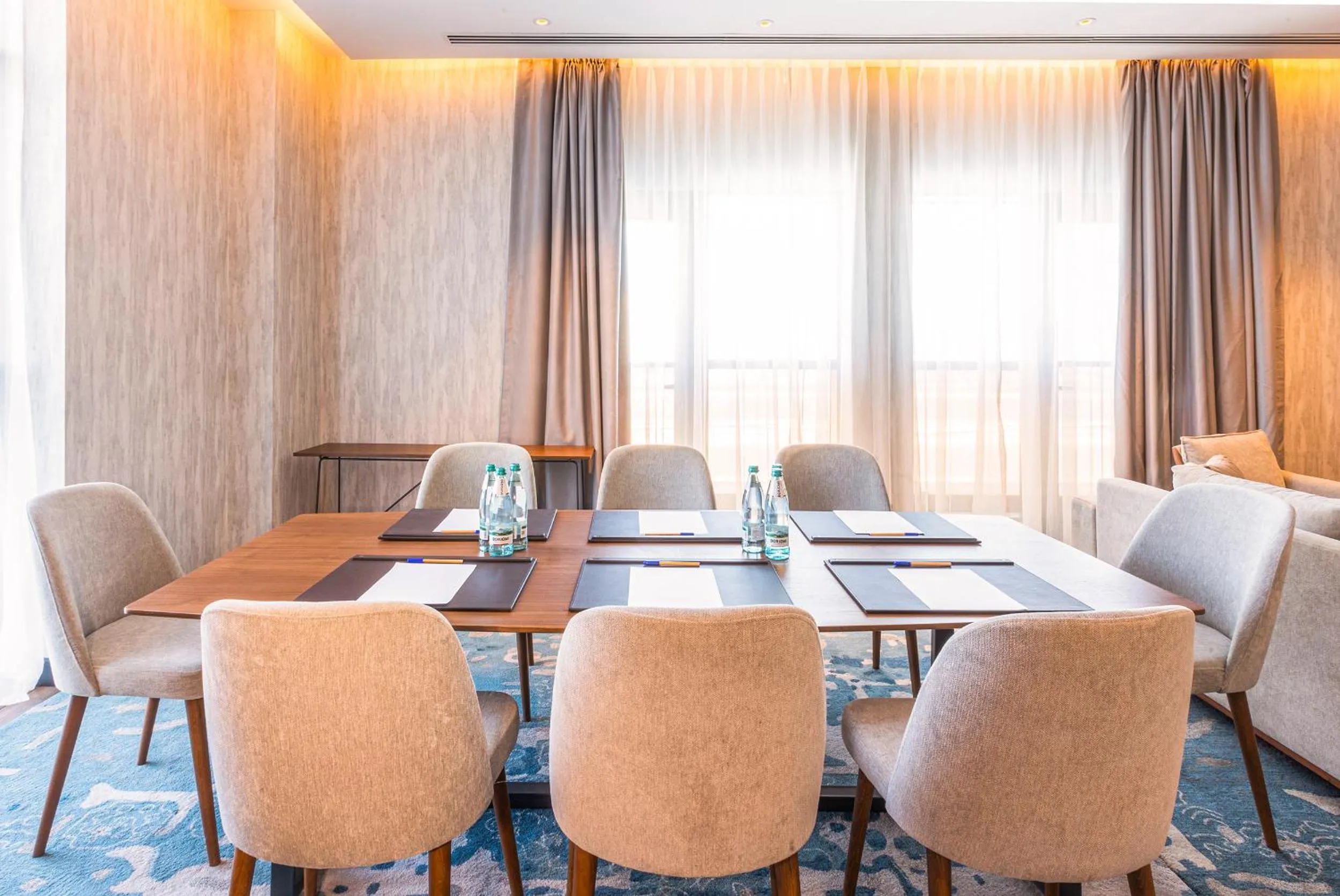 Meeting/conference room in Hilton Garden Inn Samarkand Afrosiyob