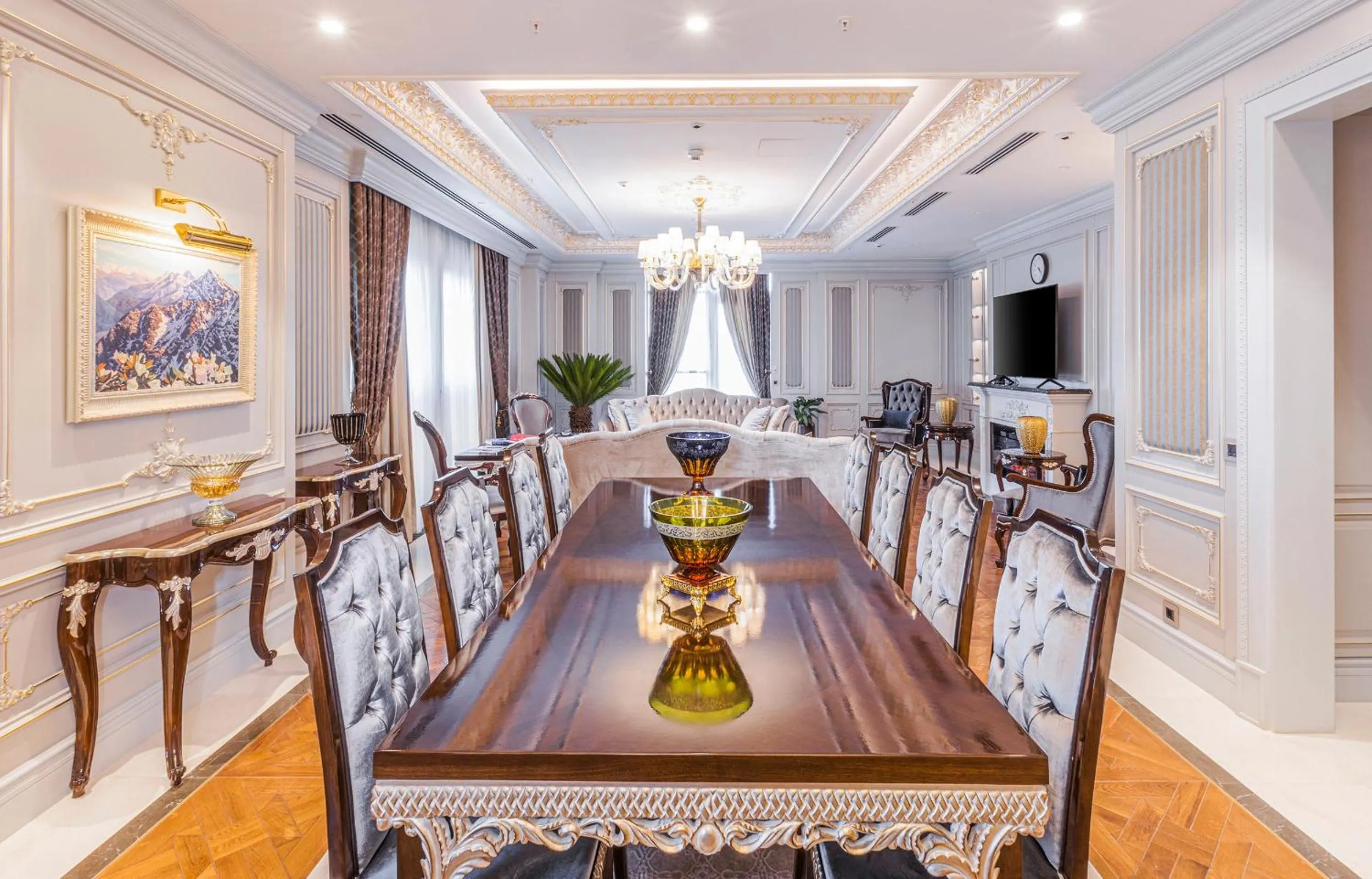 Living room in Hilton Garden Inn Samarkand Afrosiyob