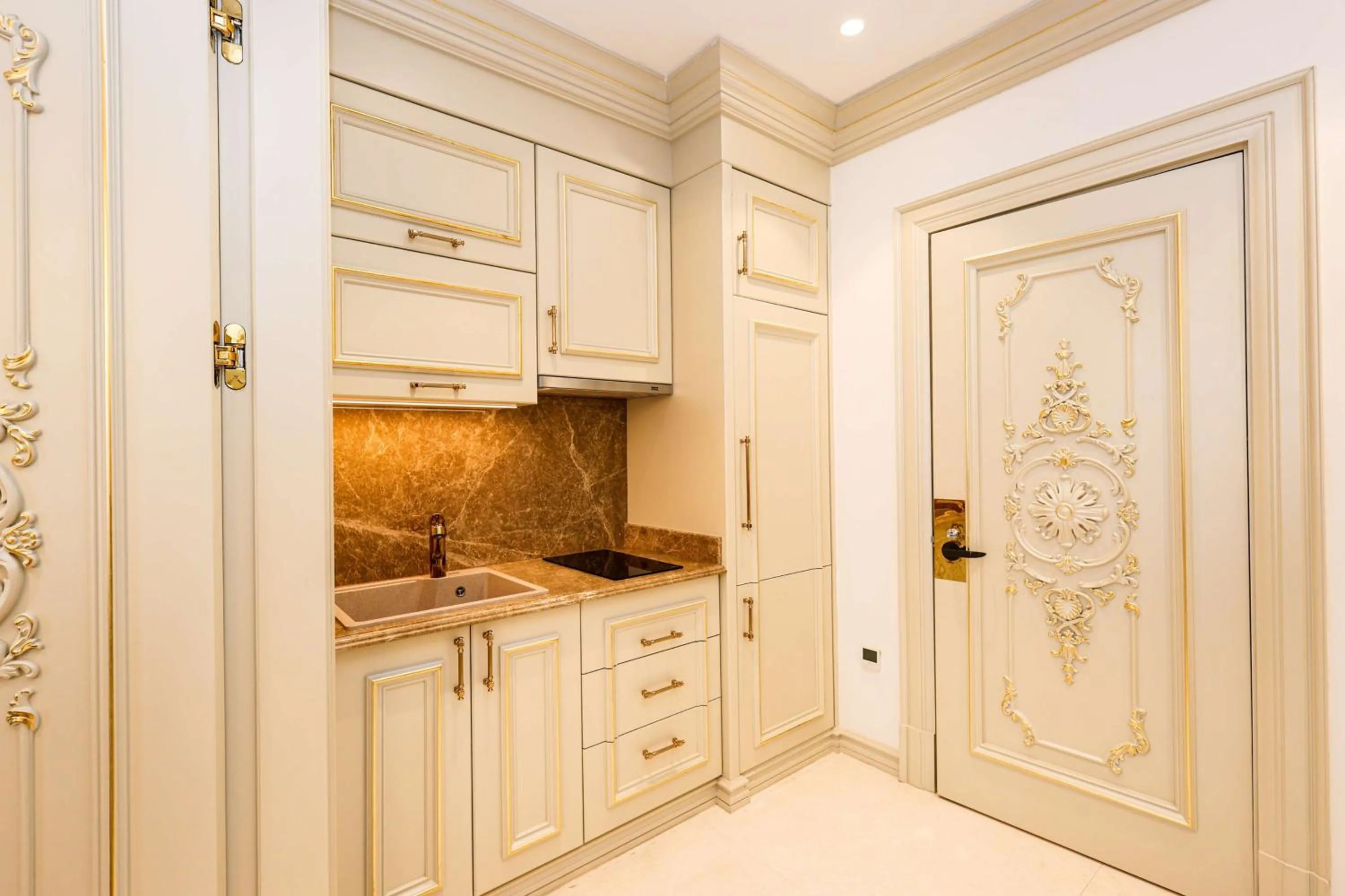 Kitchen or kitchenette in Hilton Garden Inn Samarkand Sogd