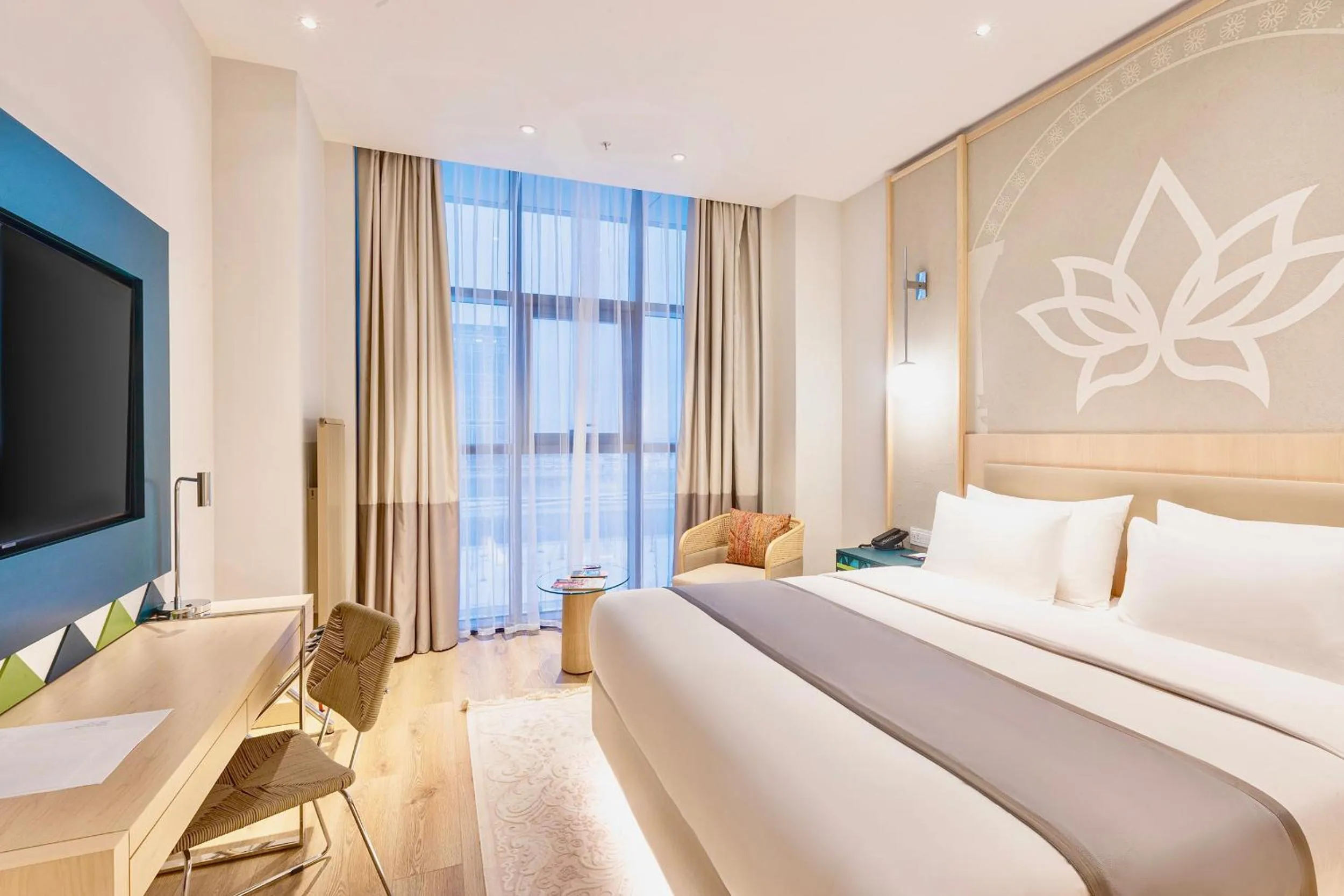 Bed in Hilton Garden Inn Samarkand Sogd