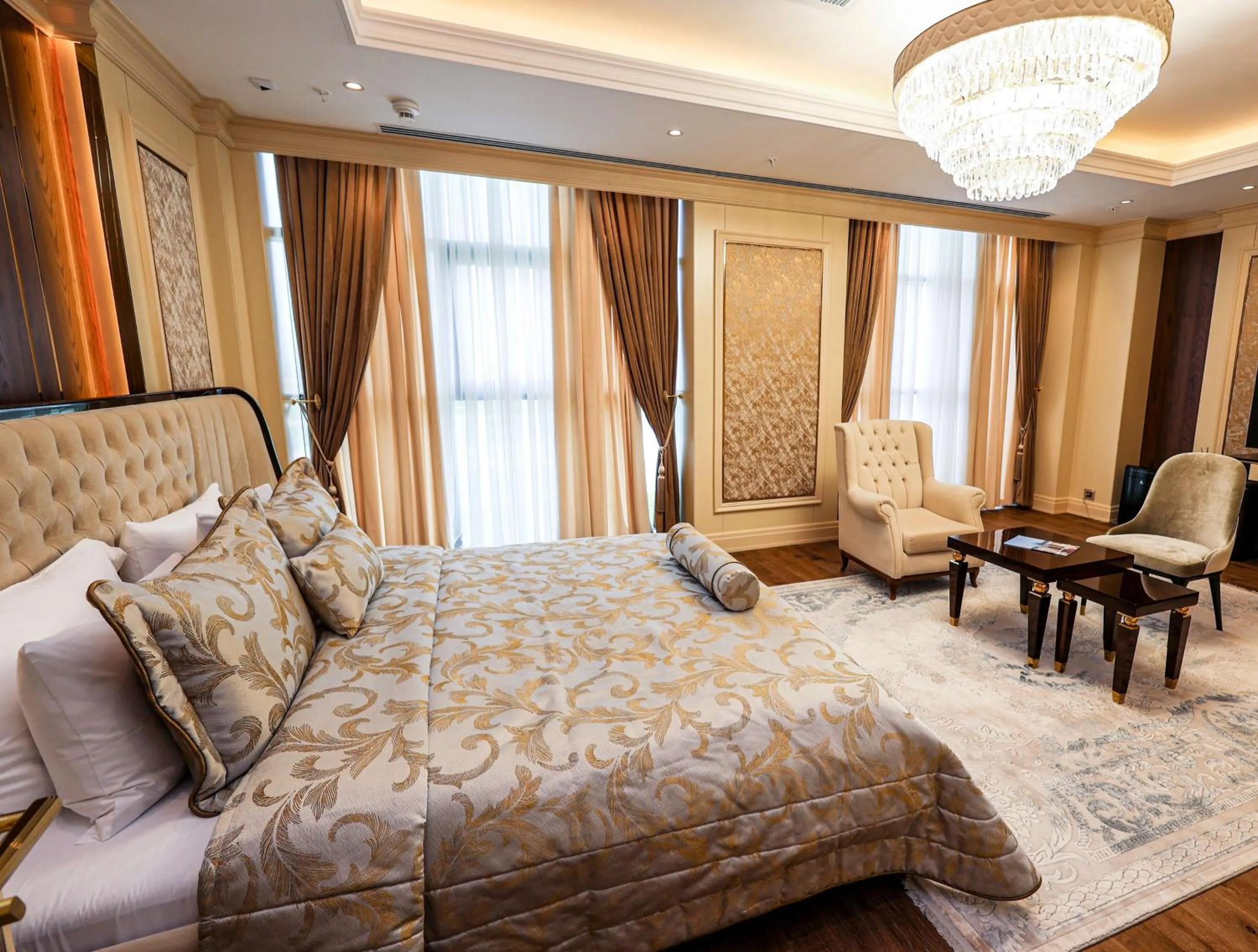 Bed in Hilton Garden Inn Samarkand Sogd