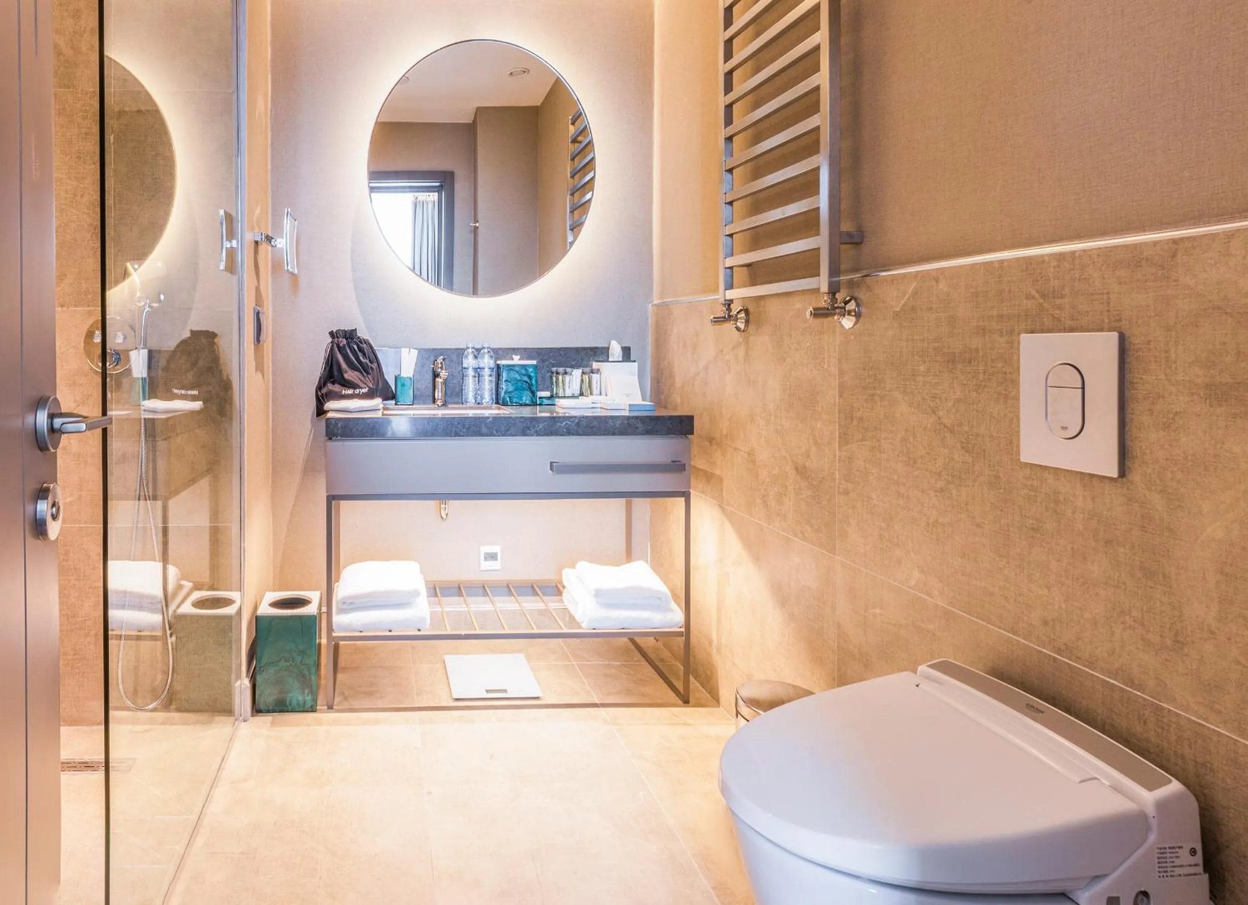 Bathroom in Wellness Park Hotel Bactria