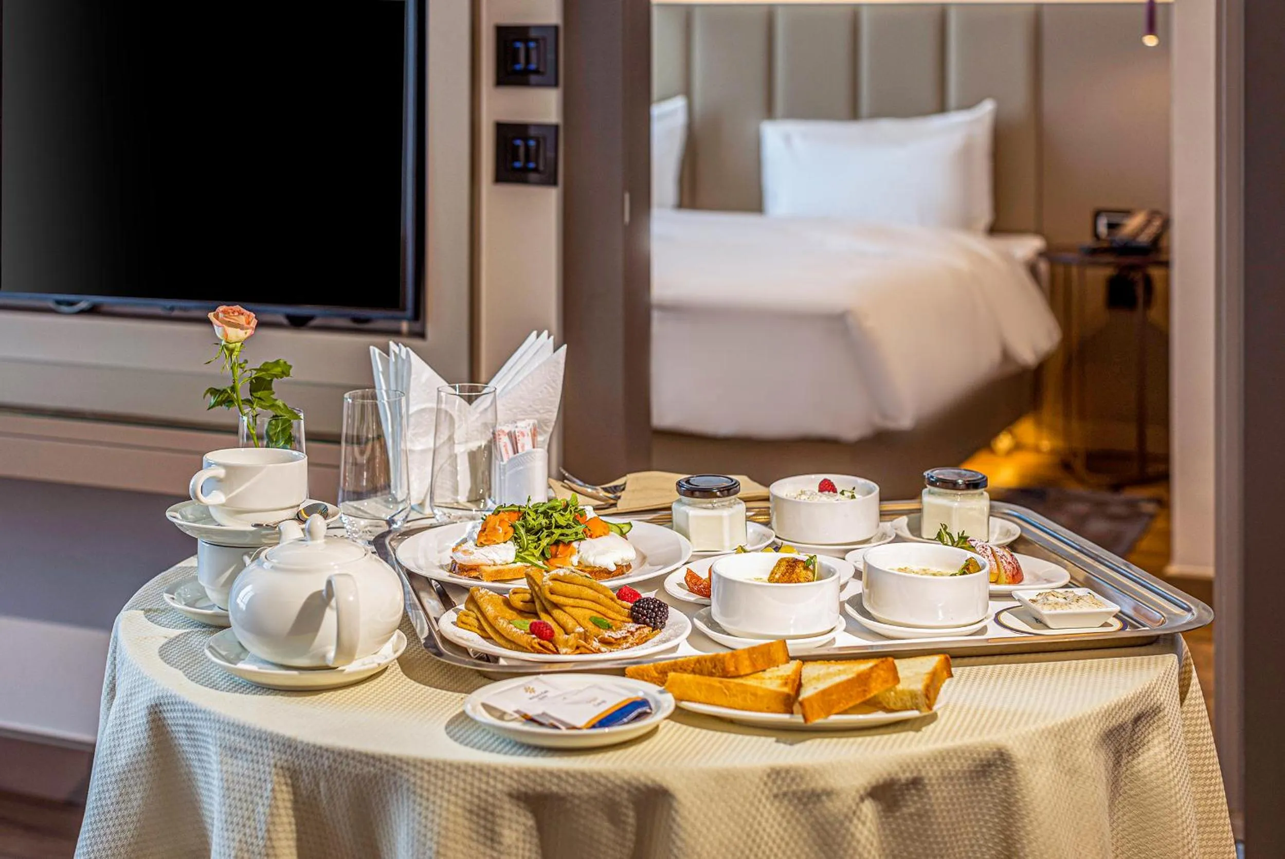 Breakfast, Bed in Wellness Park Hotel Turon