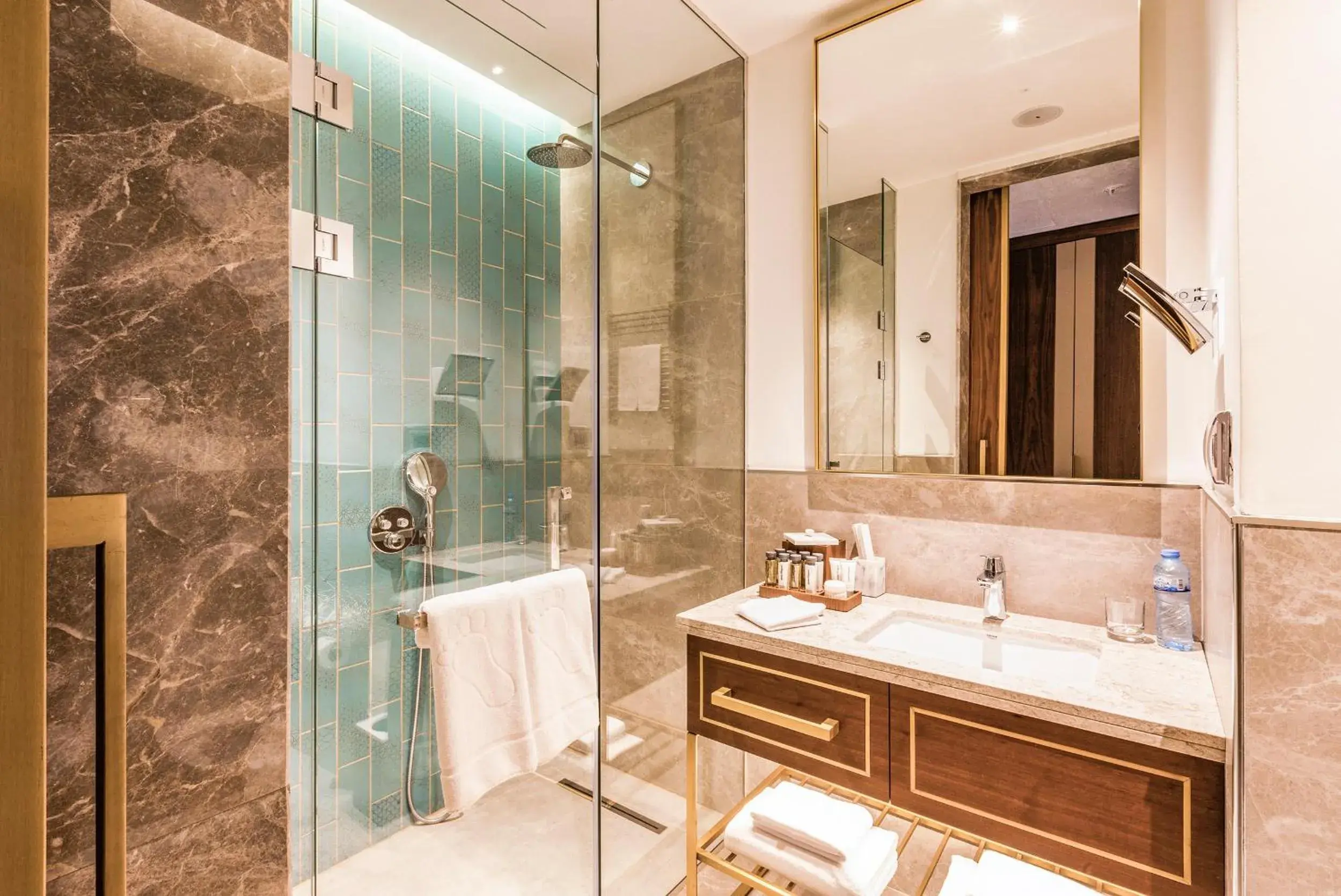 Executive Suite - single occupancy in Wellness Park Hotel Turon Executive Suite - single occupancy in Wellness Park Hotel Turon