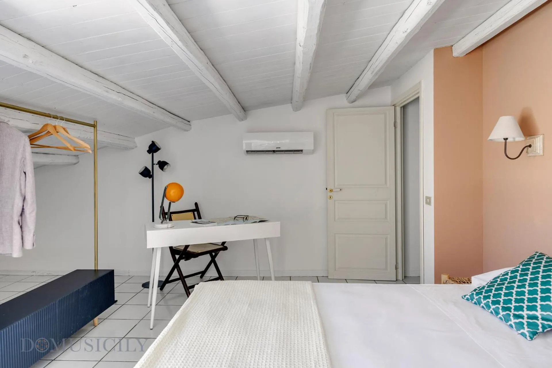 Bed in Mondello in Terrazza by DomuSicily