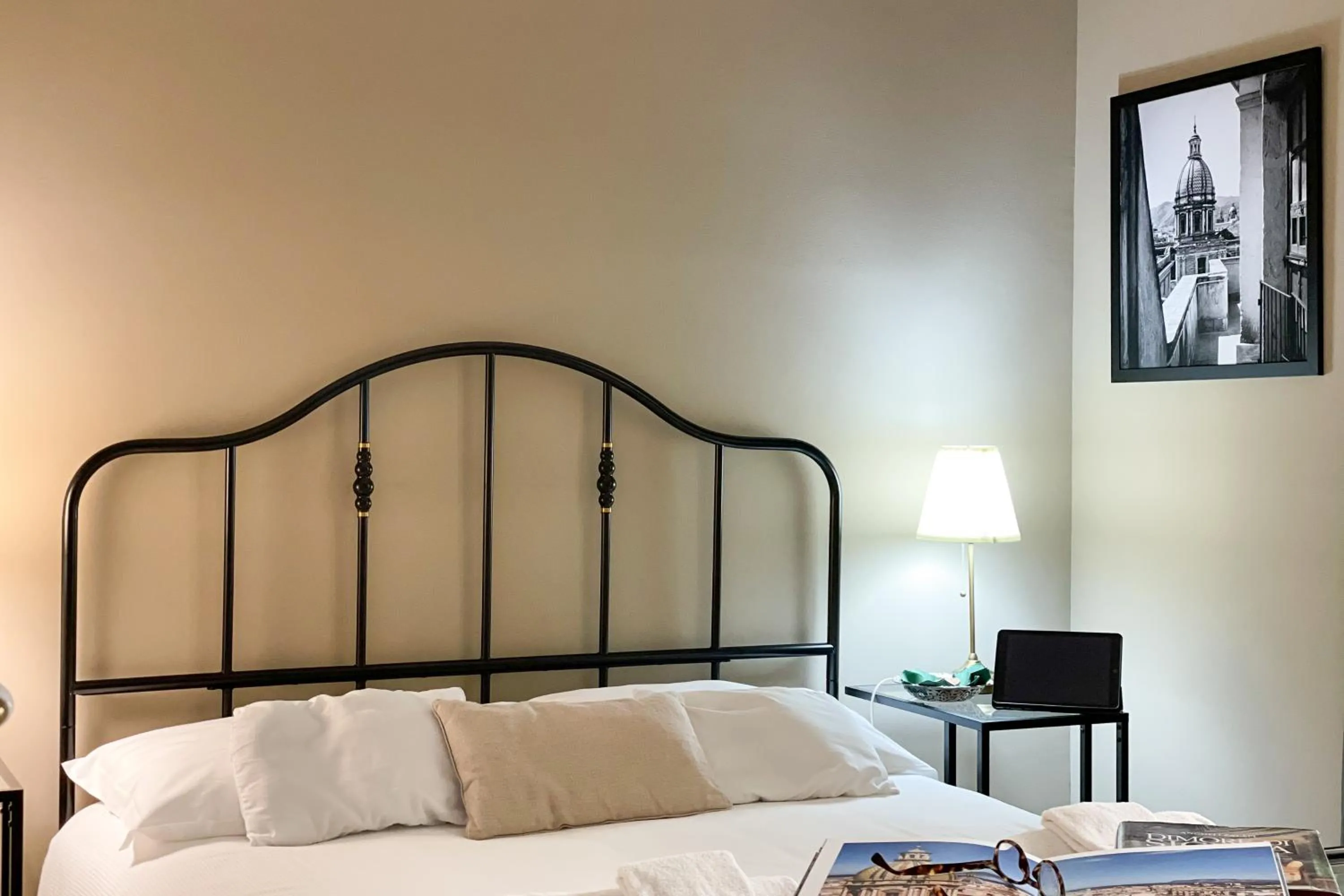 Bed in Mondello in Terrazza by DomuSicily