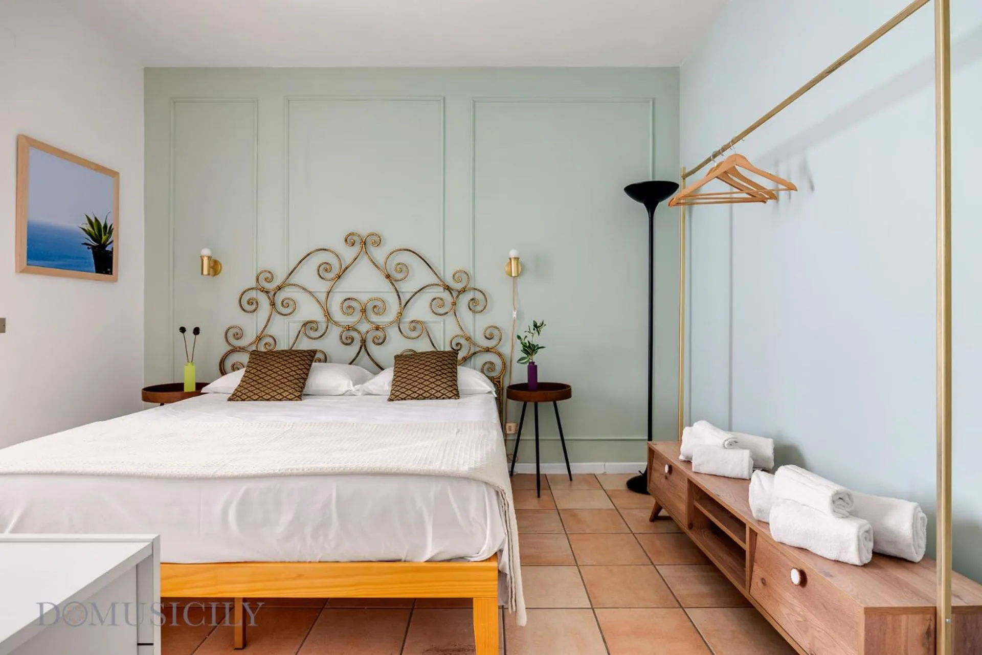 Bed in Mondello in Terrazza by DomuSicily