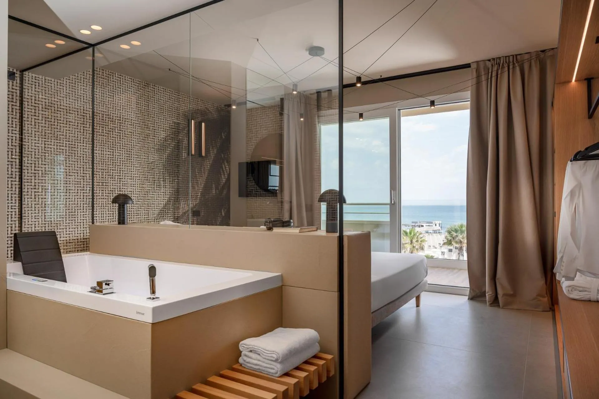 Bathroom, Bed in Hotel San Marco