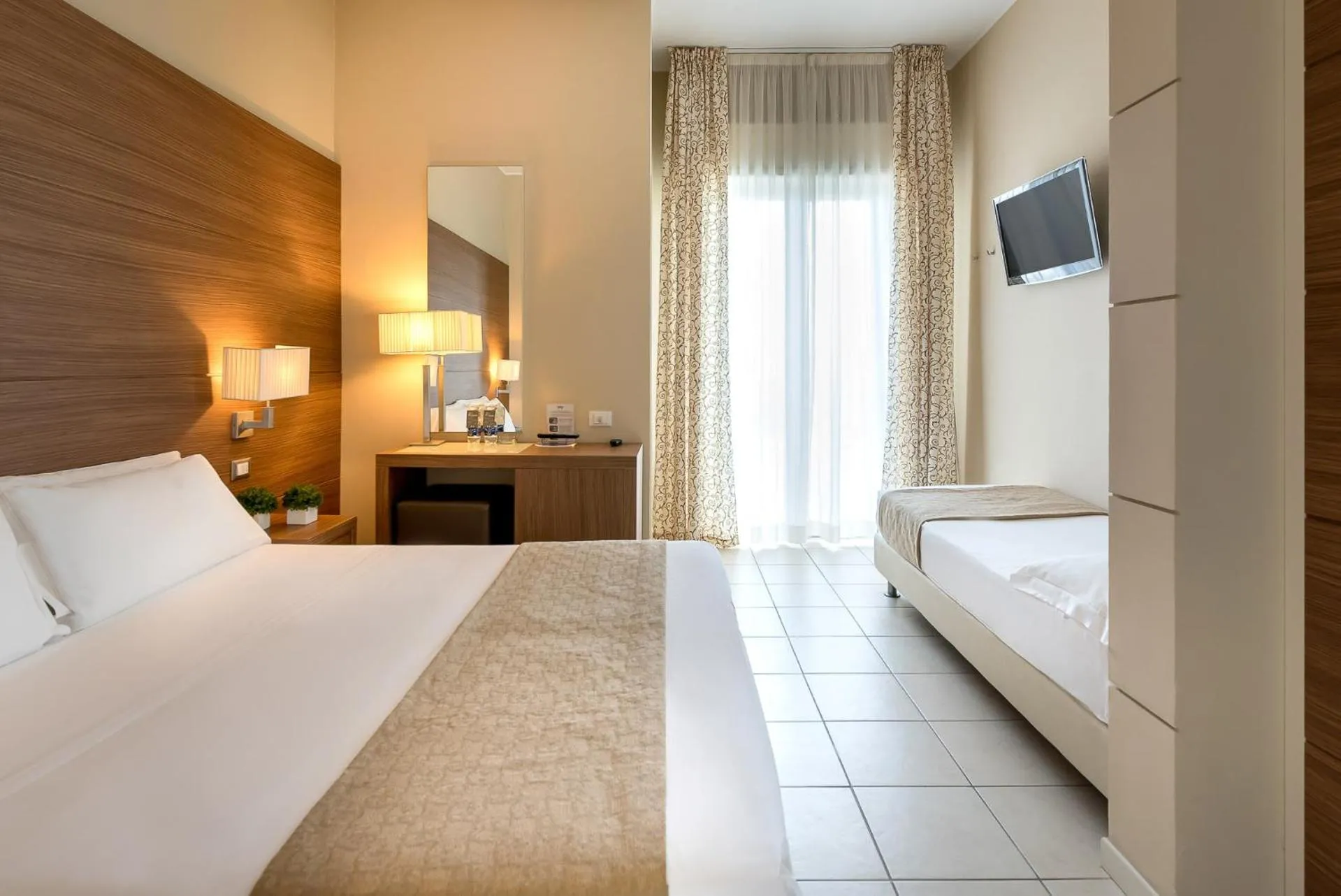 Photo of the whole room, Bed in Hotel San Marco