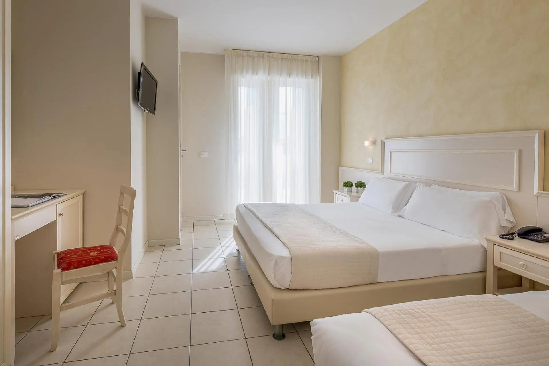 Photo of the whole room, Bed in Hotel San Marco