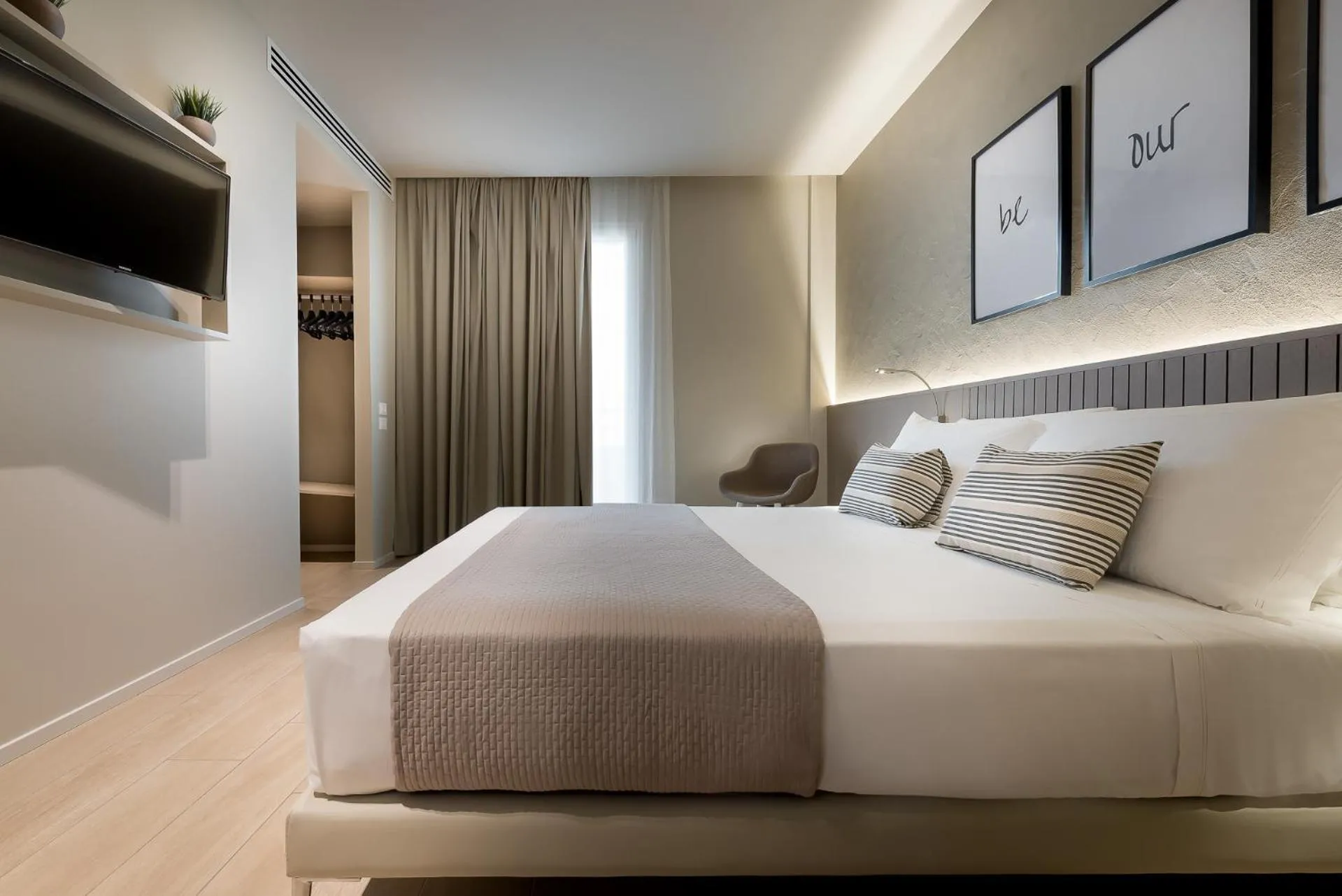TV and multimedia, Bed in Hotel San Marco