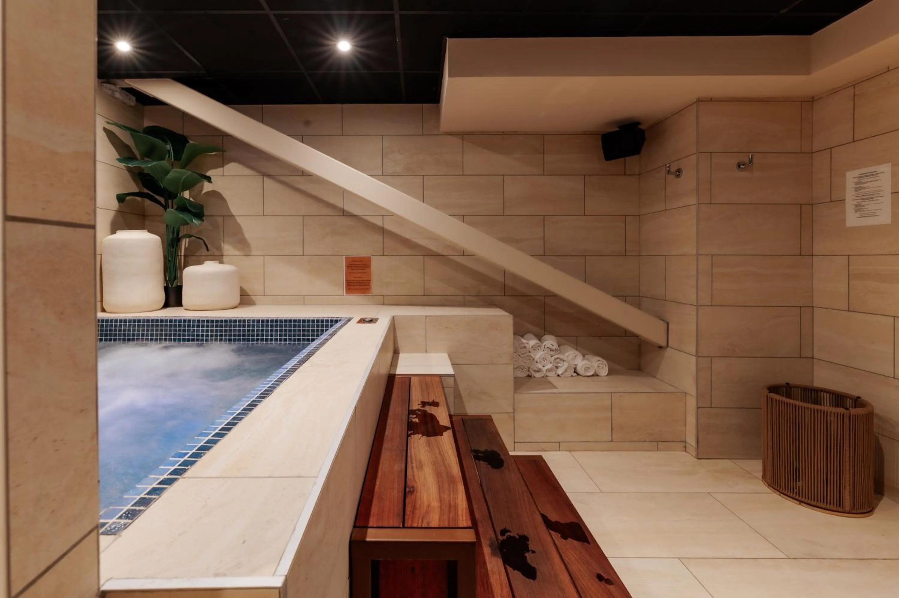 Spa and wellness centre/facilities in Keystone Hôtel & Spa