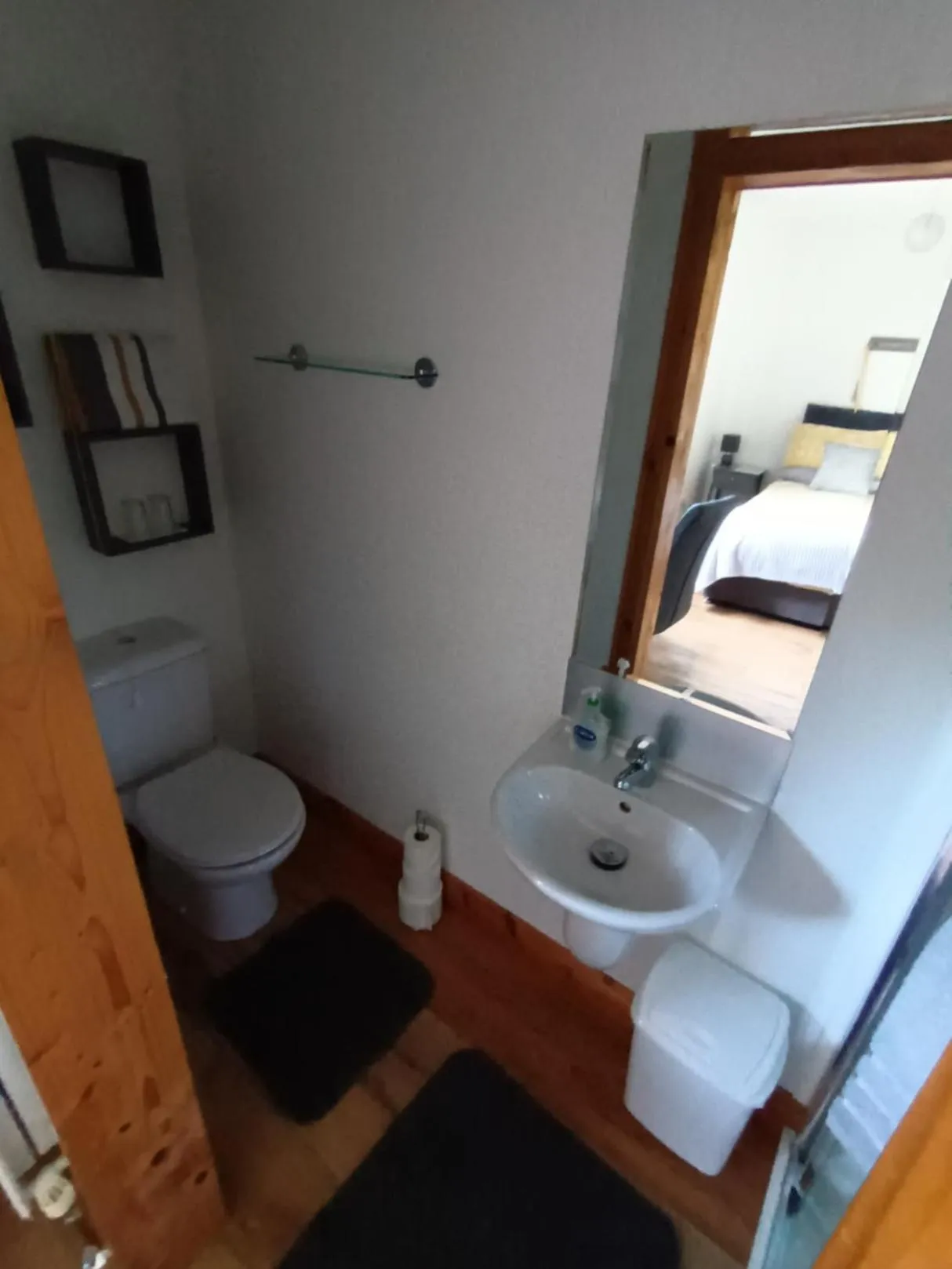 Bathroom in Arley House B & B