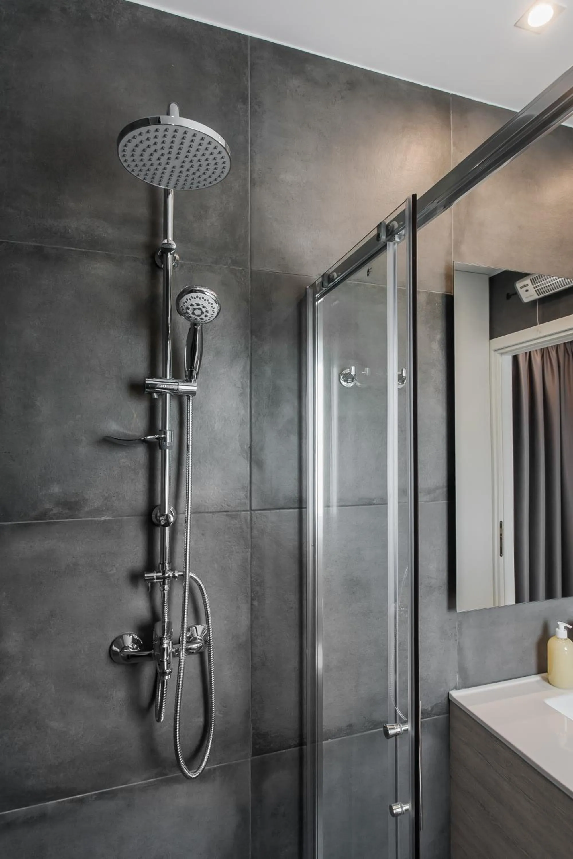 Bathroom in WYZ Attiki Aparthotel