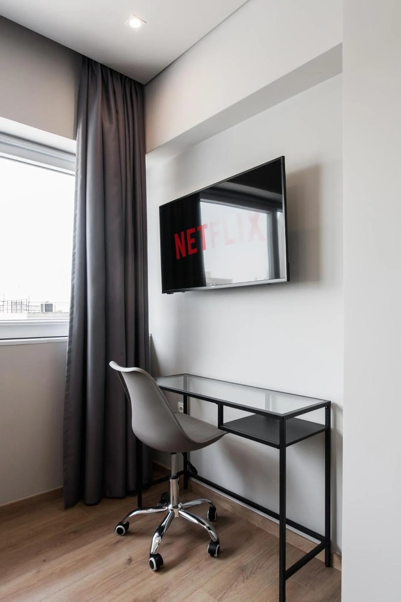 TV and multimedia in WYZ Attiki Aparthotel