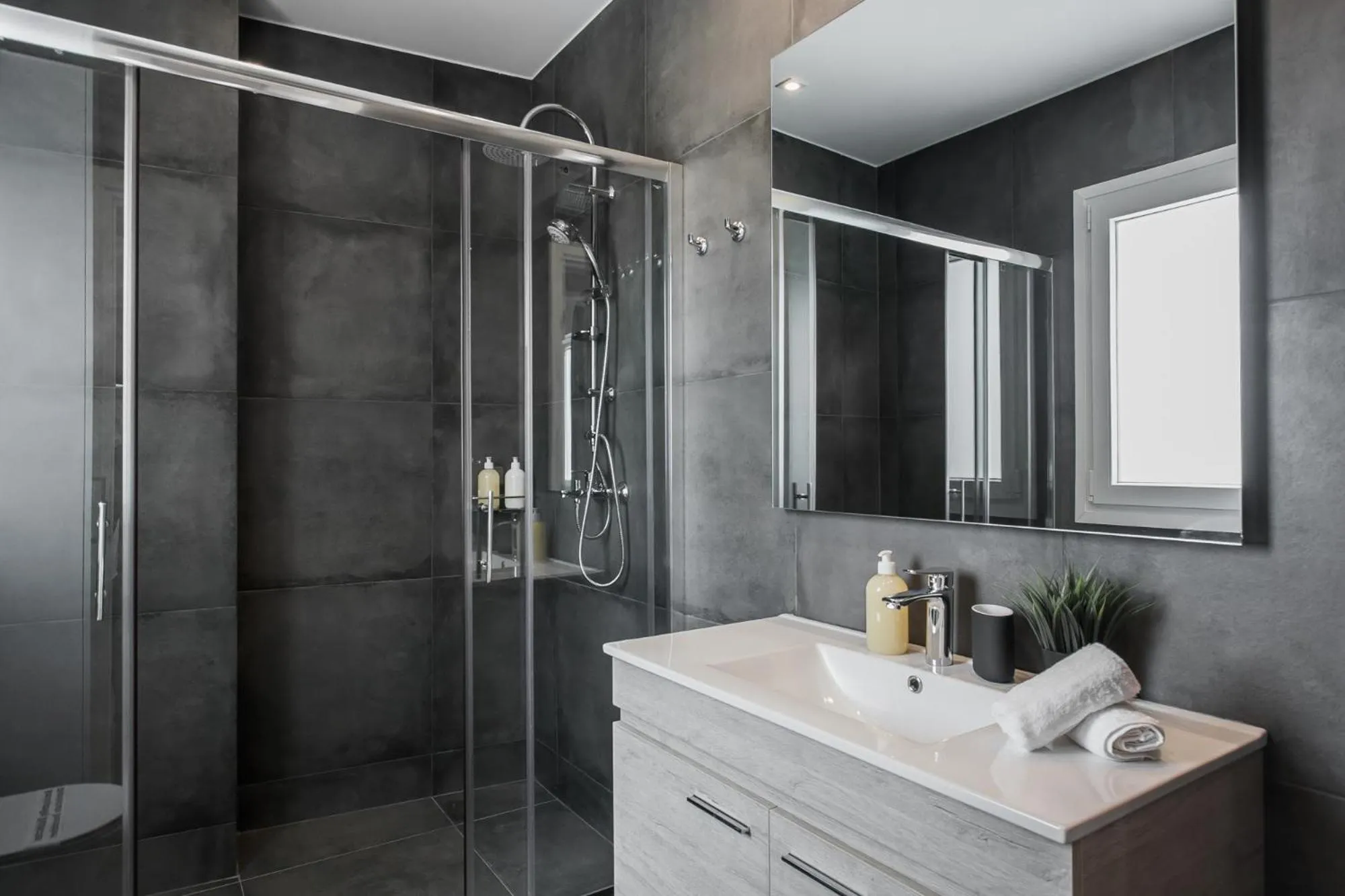 Bathroom in WYZ Attiki Aparthotel