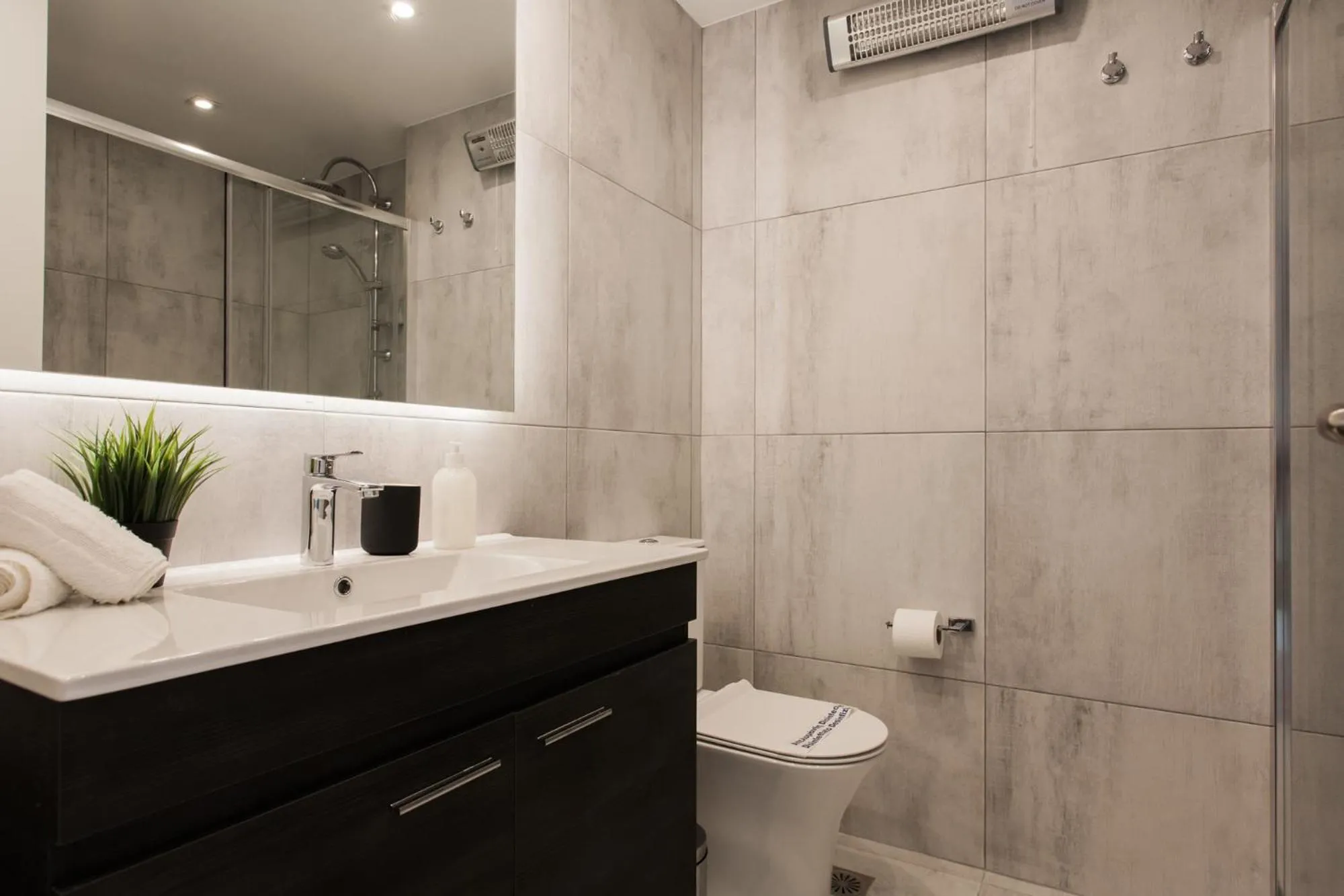 Bathroom in WYZ Attiki Aparthotel