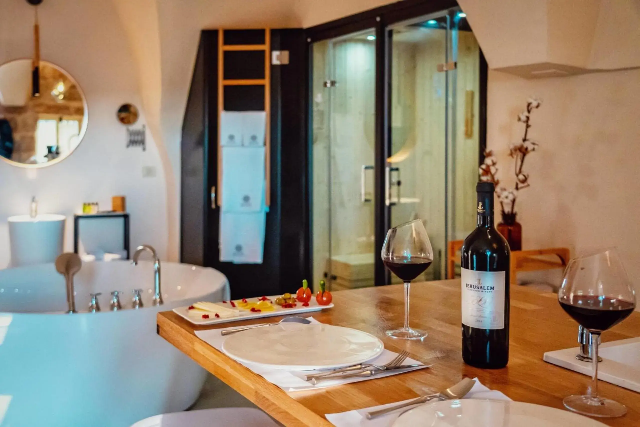 Suite in Lifta Boutique Hotel & Spa Suite in Lifta Boutique Hotel & Spa