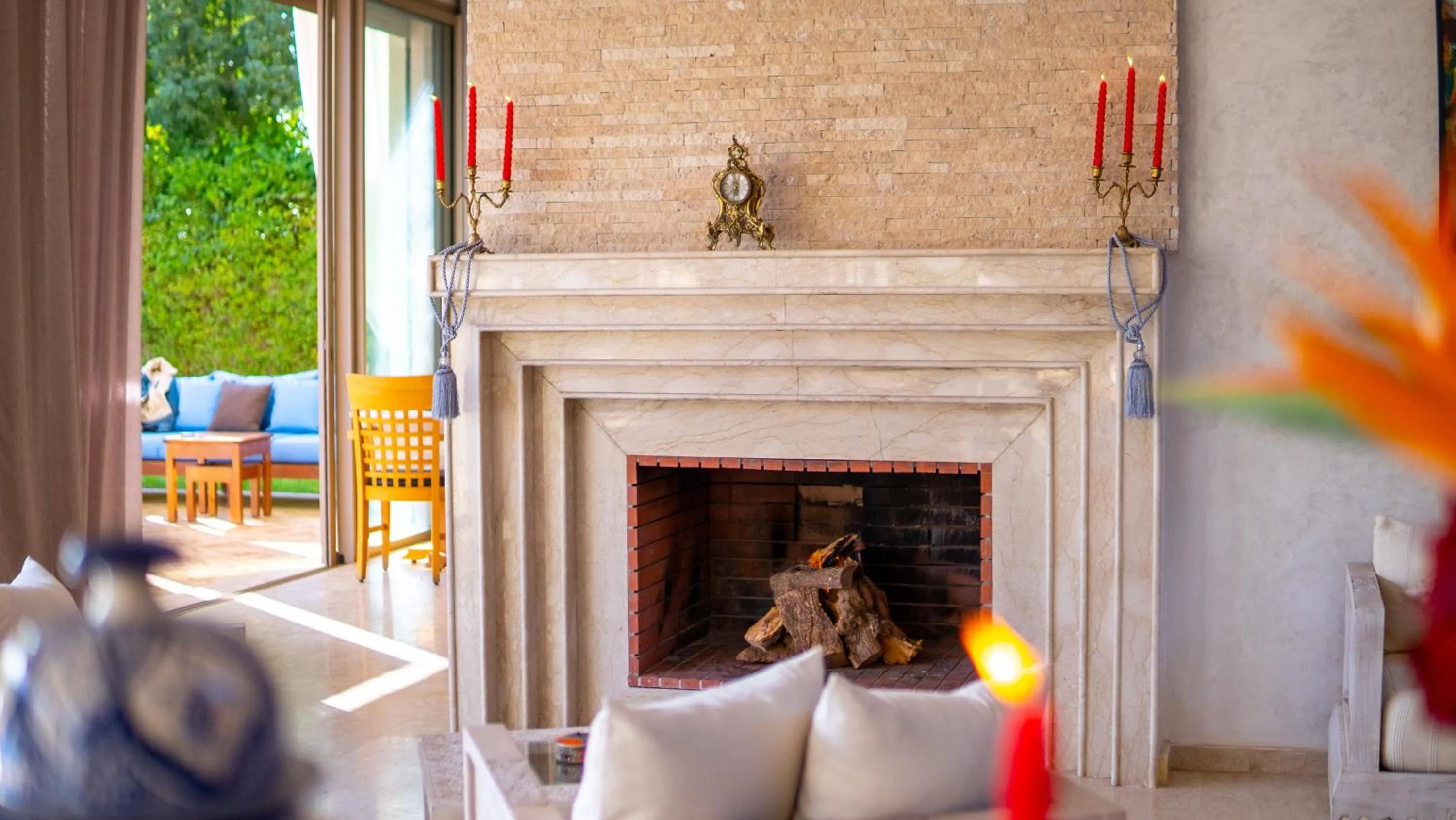 Living room in Riad villa saphir & SPA