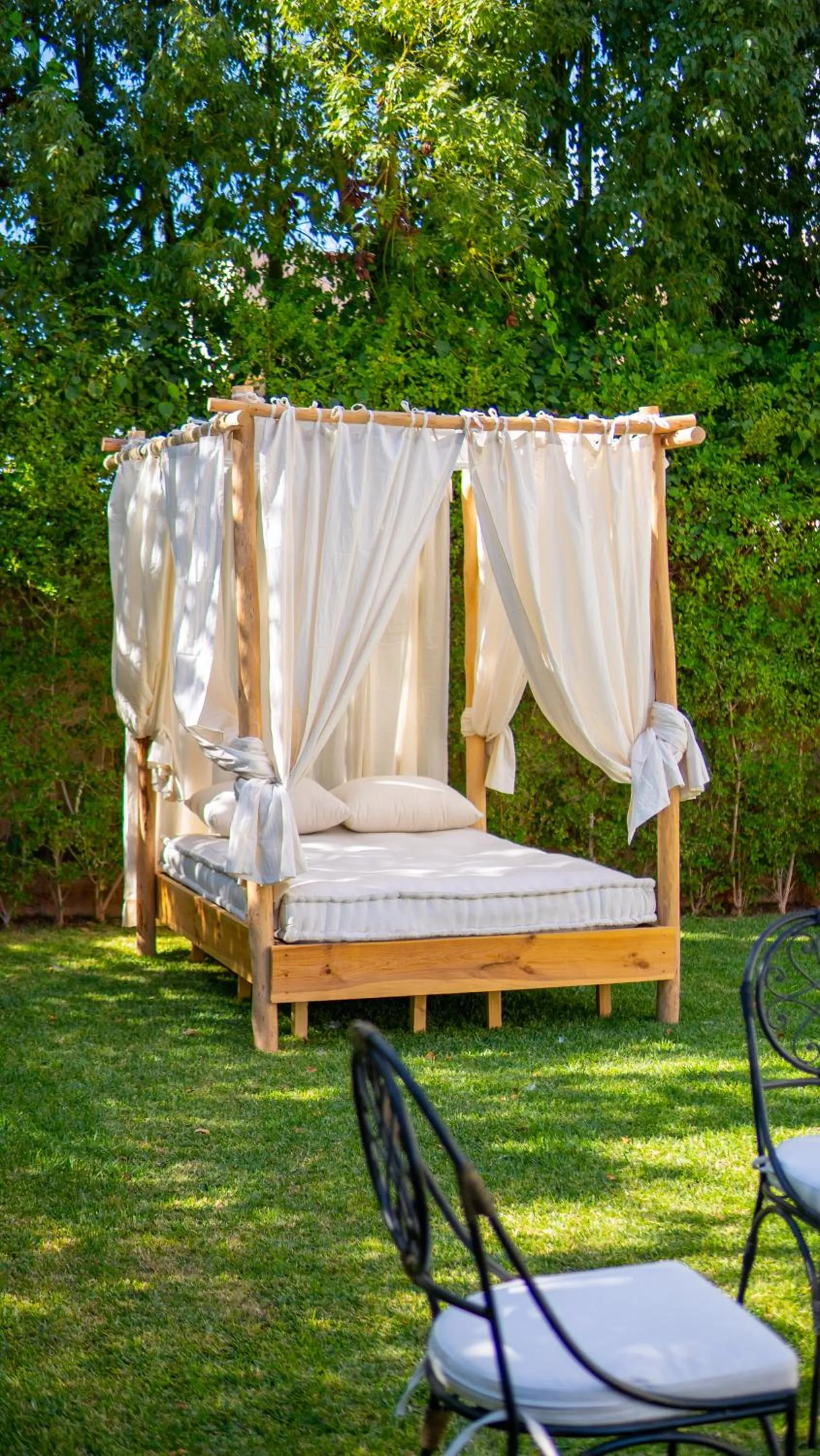 Restaurant/places to eat in Riad villa saphir & SPA