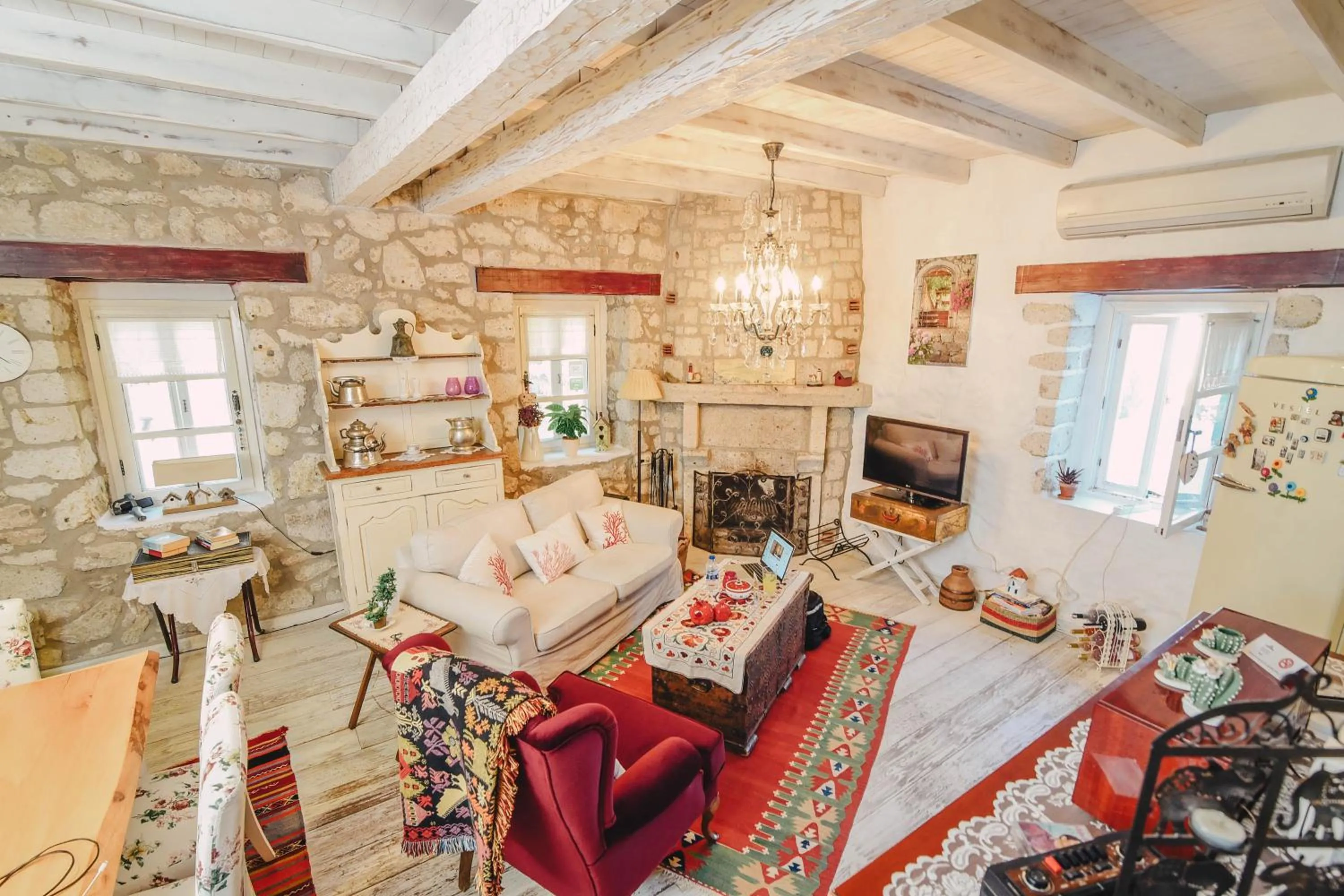 Property building in YUKARI SOKAK VİP BUTİK OTEL