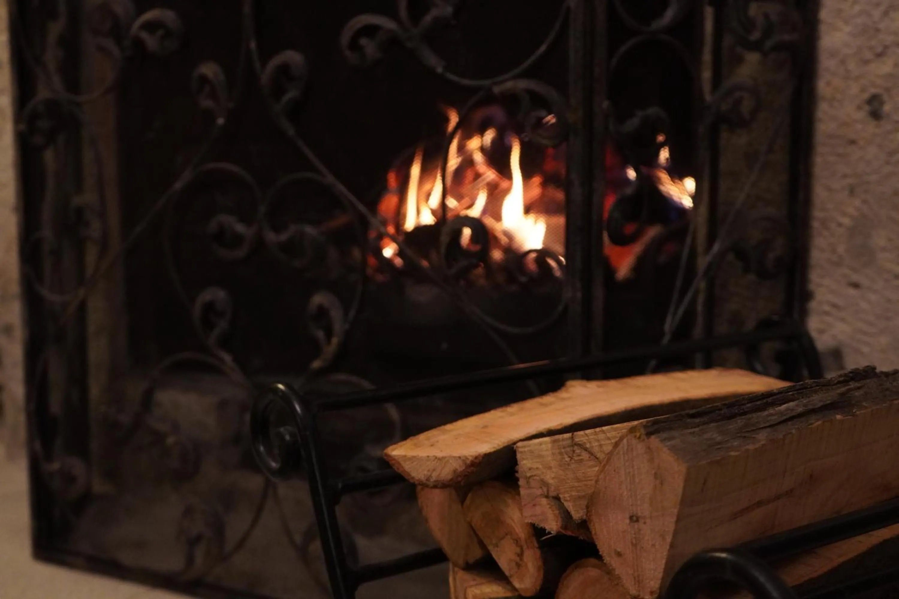 Property building in YUKARI SOKAK VİP BUTİK OTEL