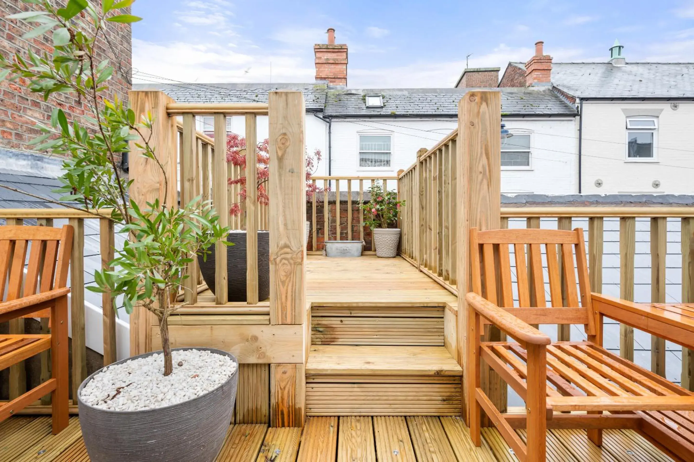 Property building in Town House Rooms Property building in Town House Rooms