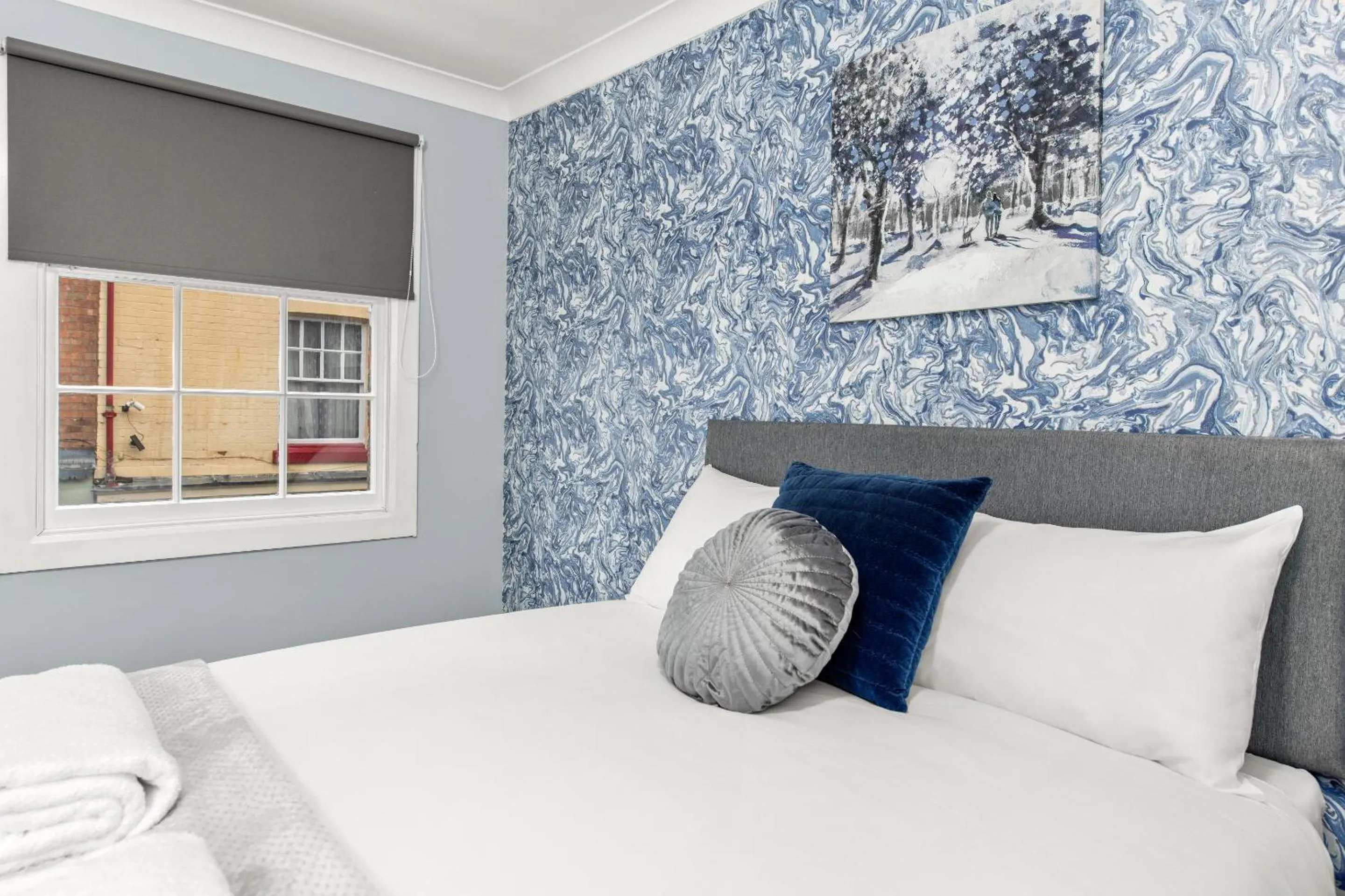 Bedroom, Bed in Town House Rooms