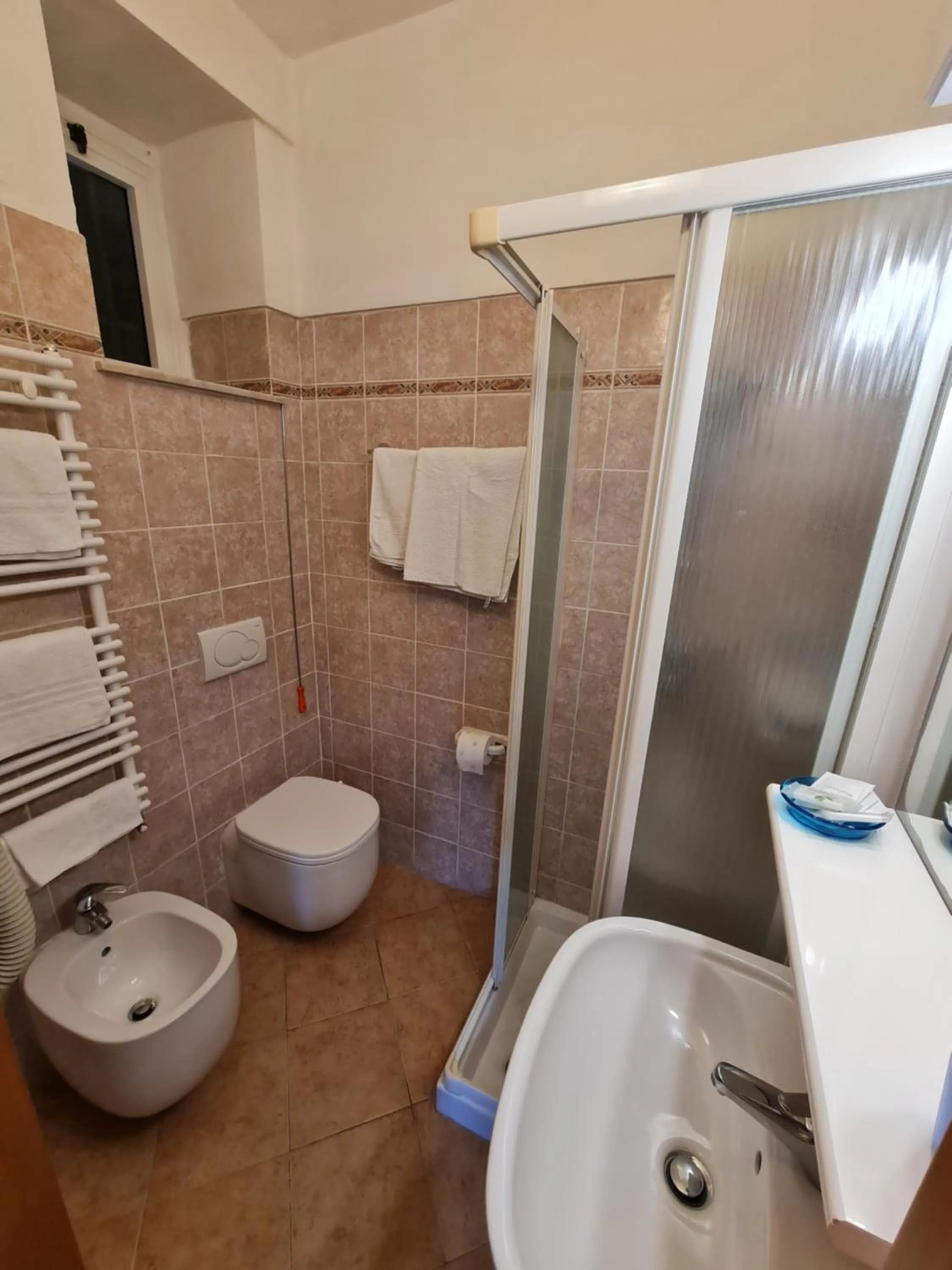 Bathroom in Albergo Genio