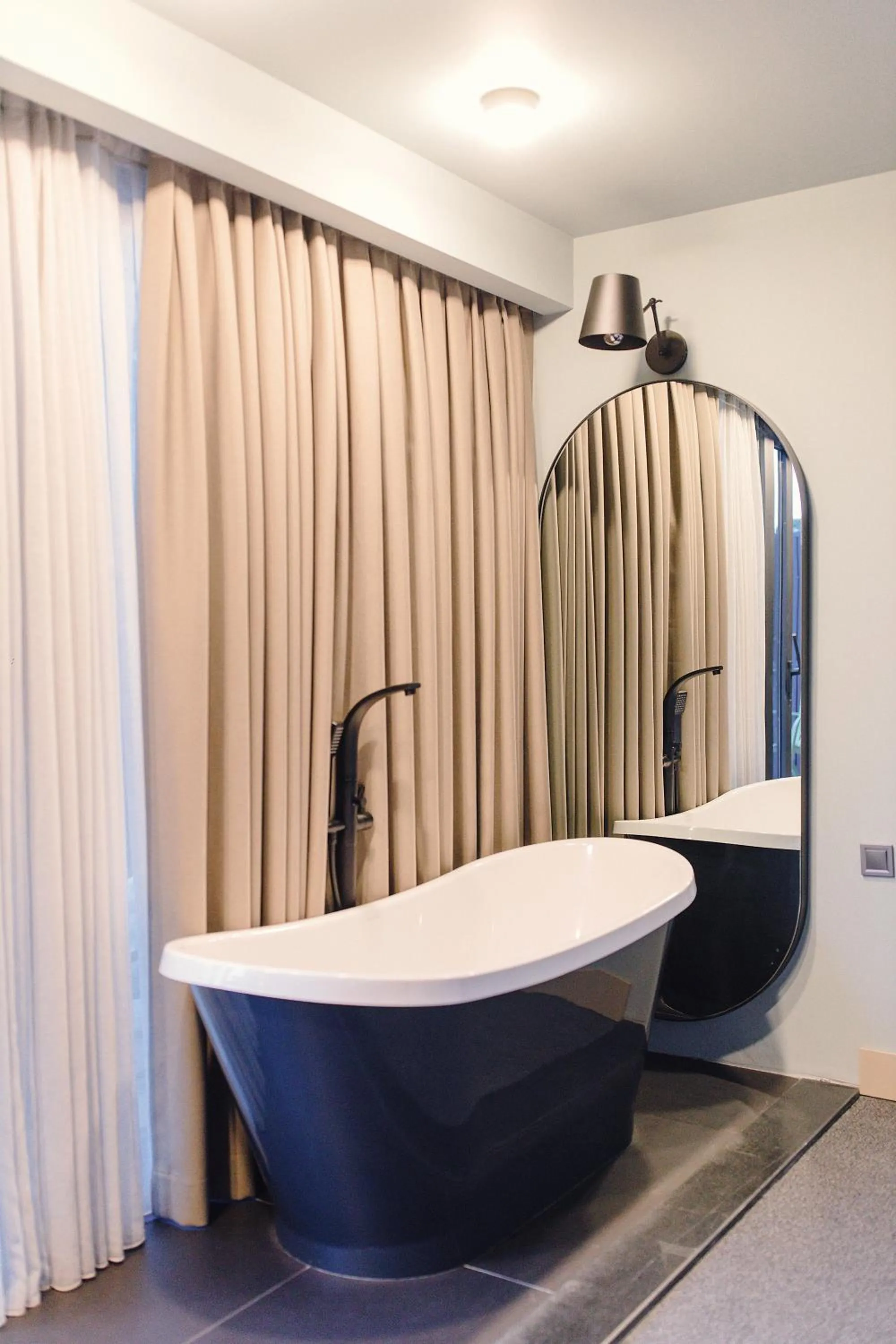 Bath in STROFI Boutique Hotel