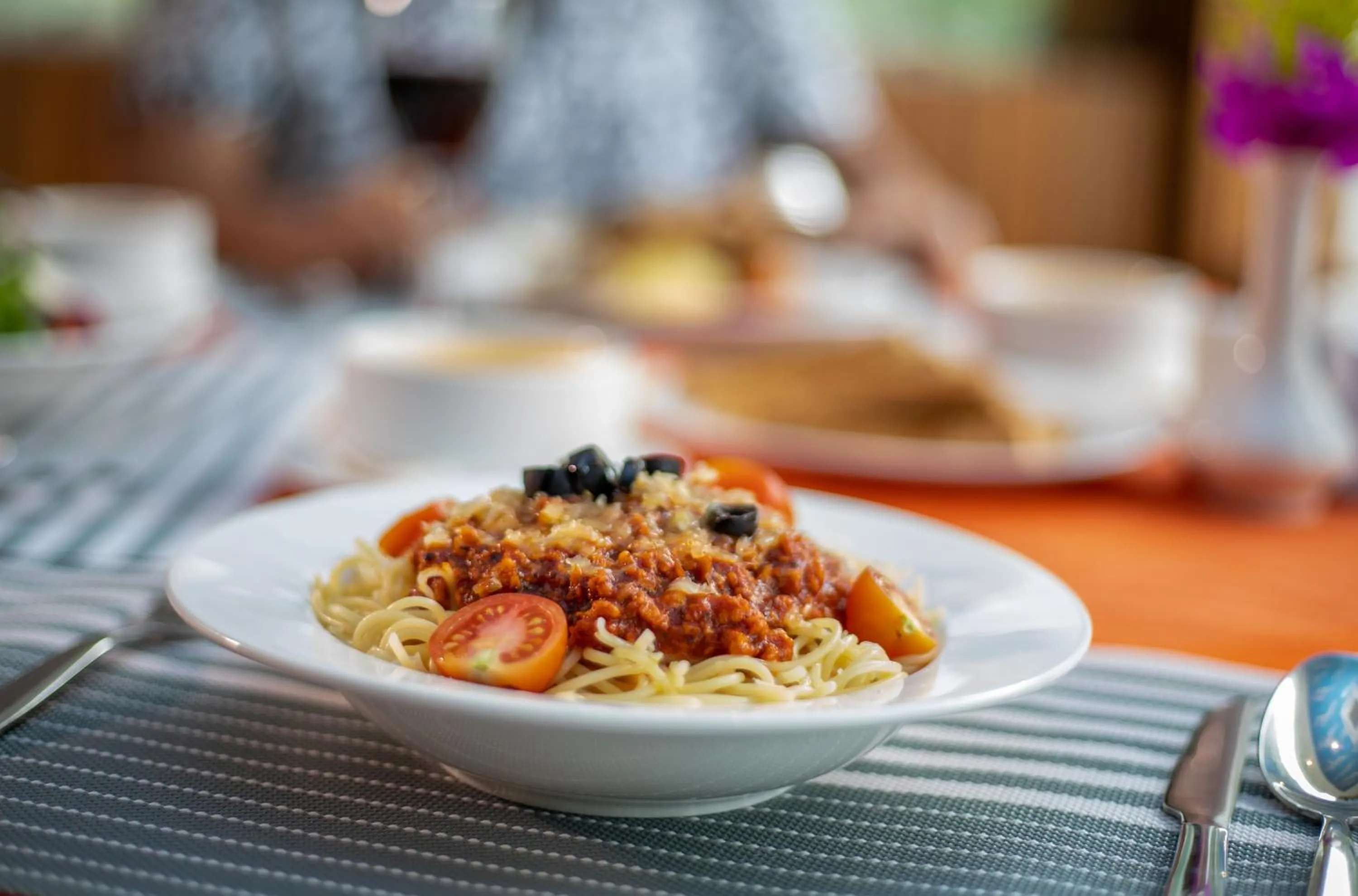 Food and drinks in Bhotekoshi Heli Resort