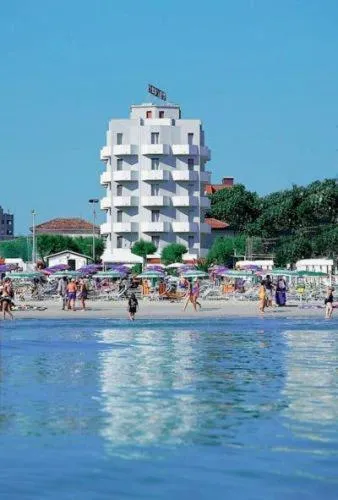 Property building in Hotel Argentina