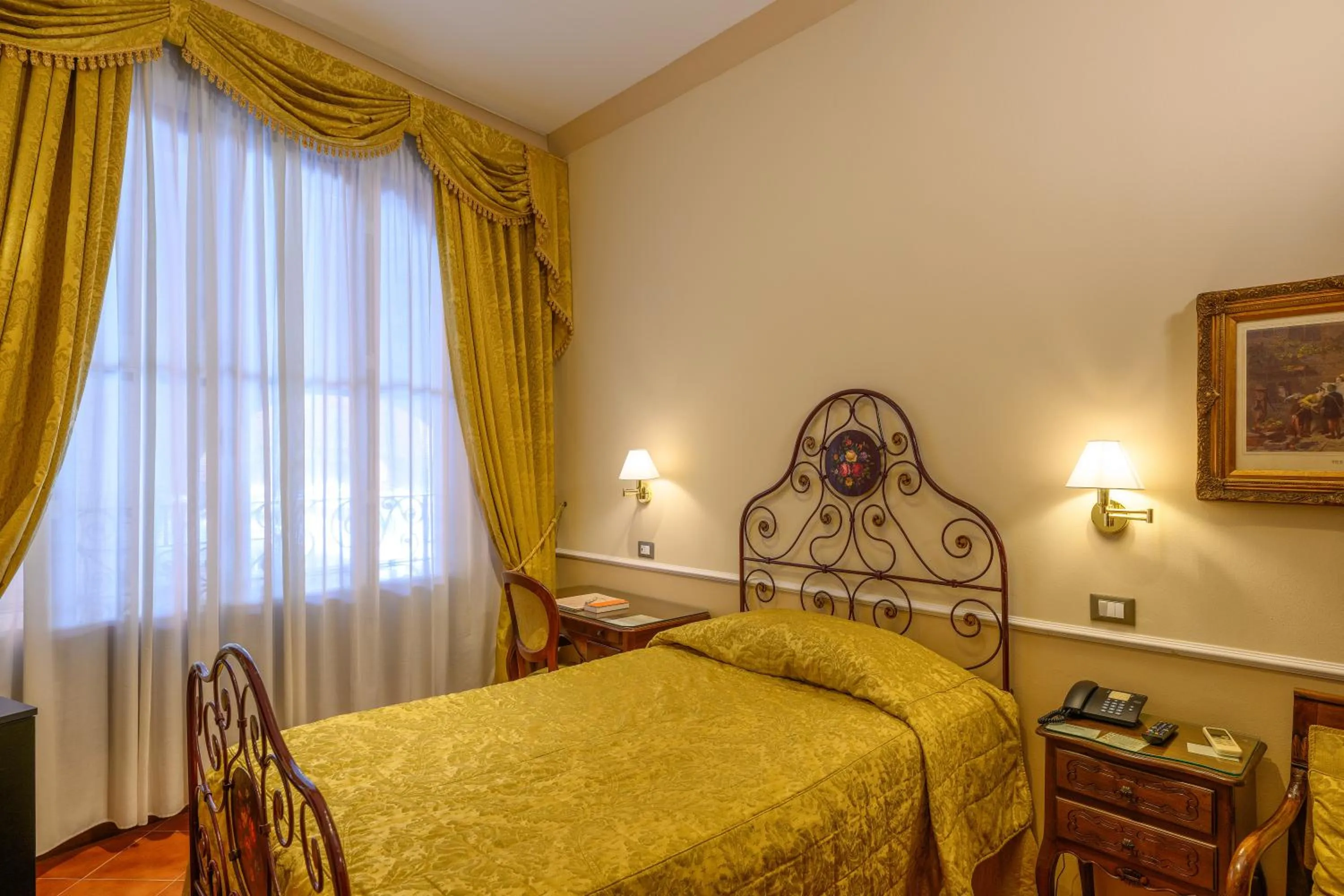 Photo of the whole room, Bed in Hotel Posta