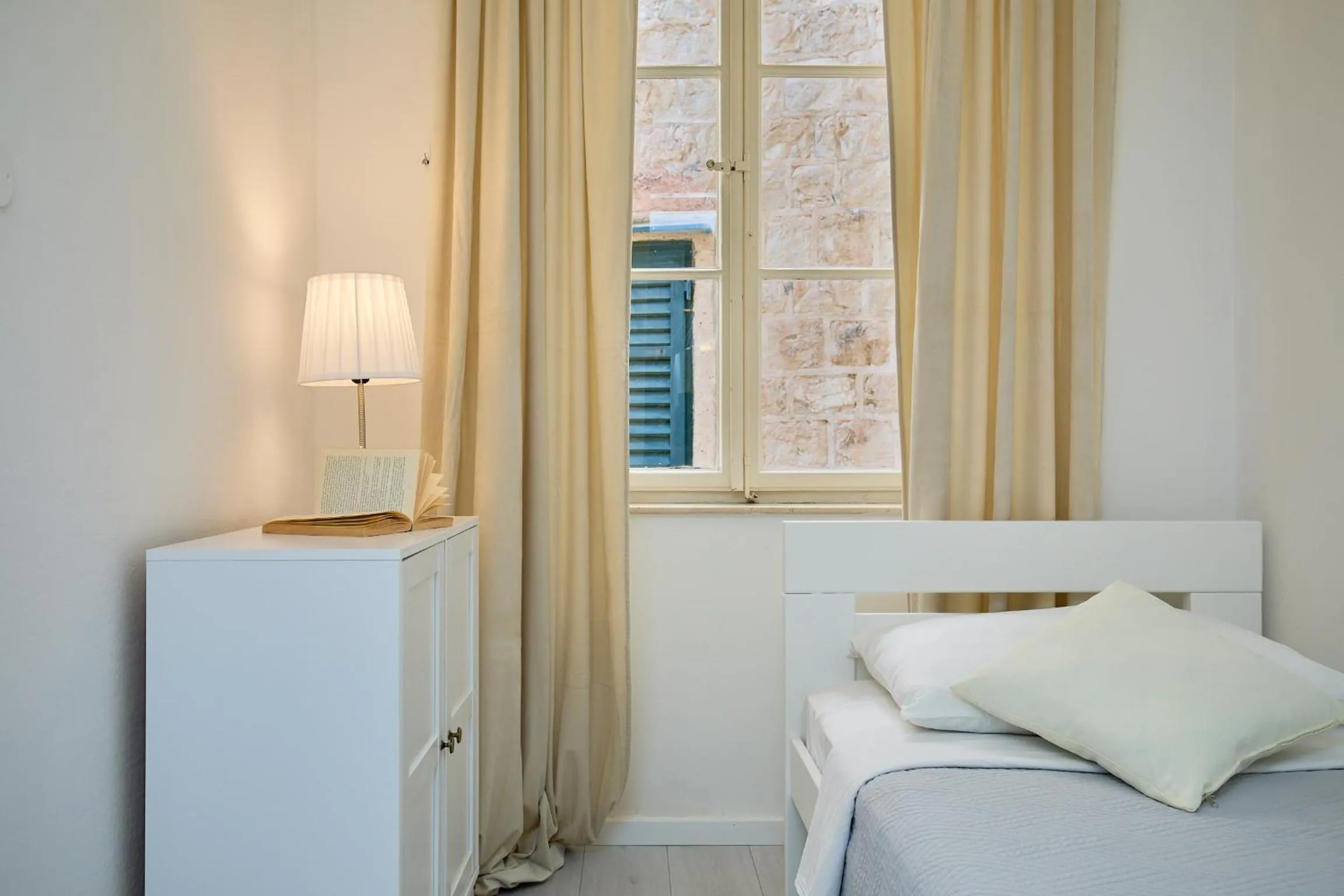 Bedroom, Bed in Hedera Estate, Hedera A22